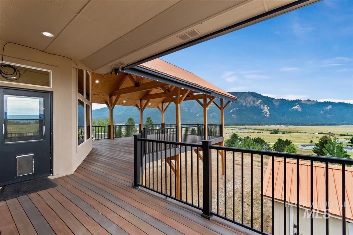 29 Valley Vista, Garden Valley, Idaho 83622, 3 Bedrooms, 3 Bathrooms, Residential For Sale, Price $1,500,000,MLS 98994090
