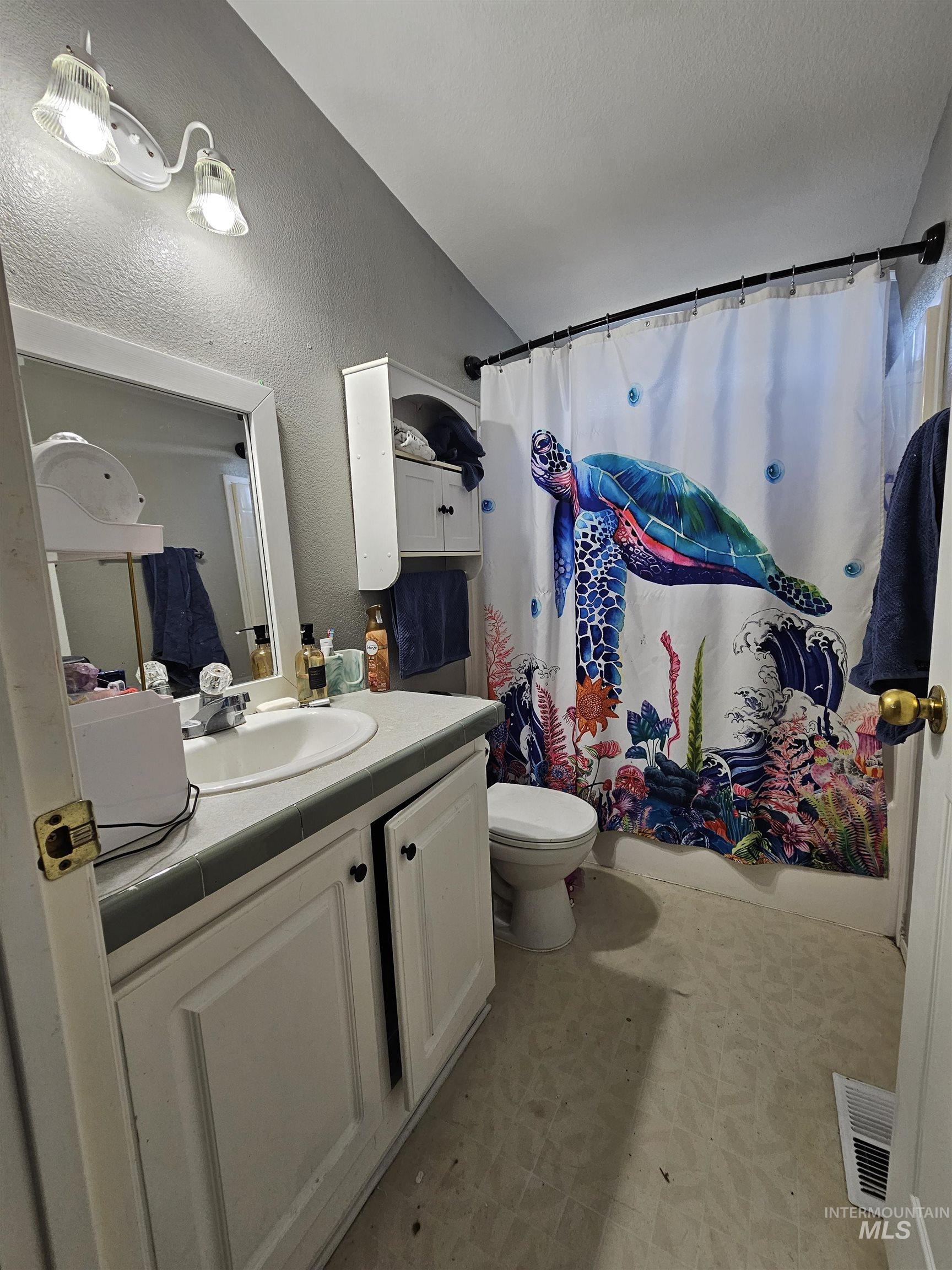 609 N Almon, Moscow, Idaho 83843, 2 Bedrooms, 2 Bathrooms, Residential For Sale, Price $99,900,MLS 98994093