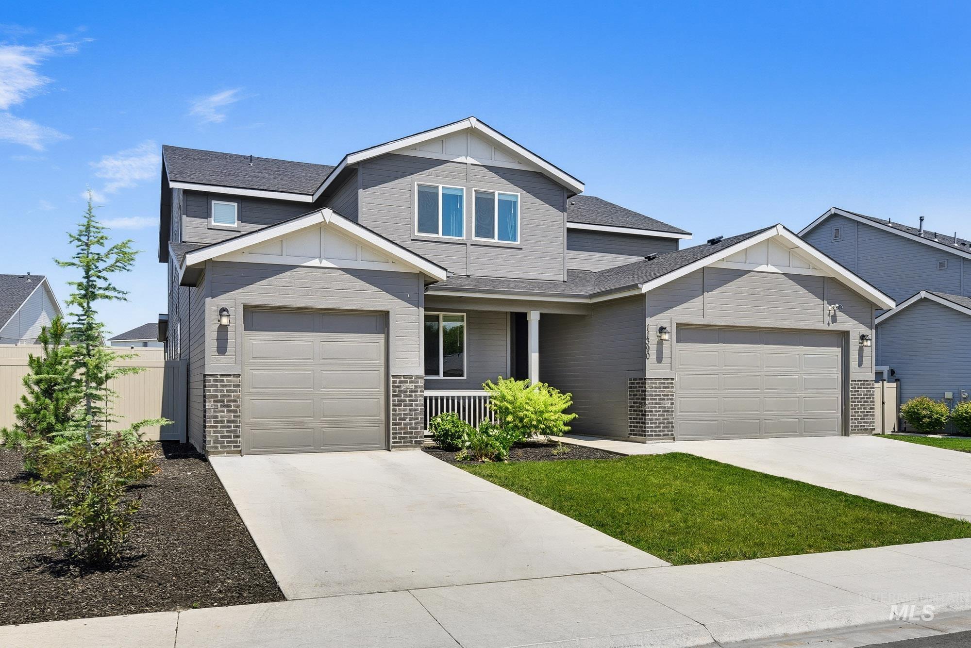 11390 Aspen Hill Dr, Caldwell, Idaho 83605, 5 Bedrooms, 4.5 Bathrooms, Residential For Sale, Price $684,900,MLS 98994096