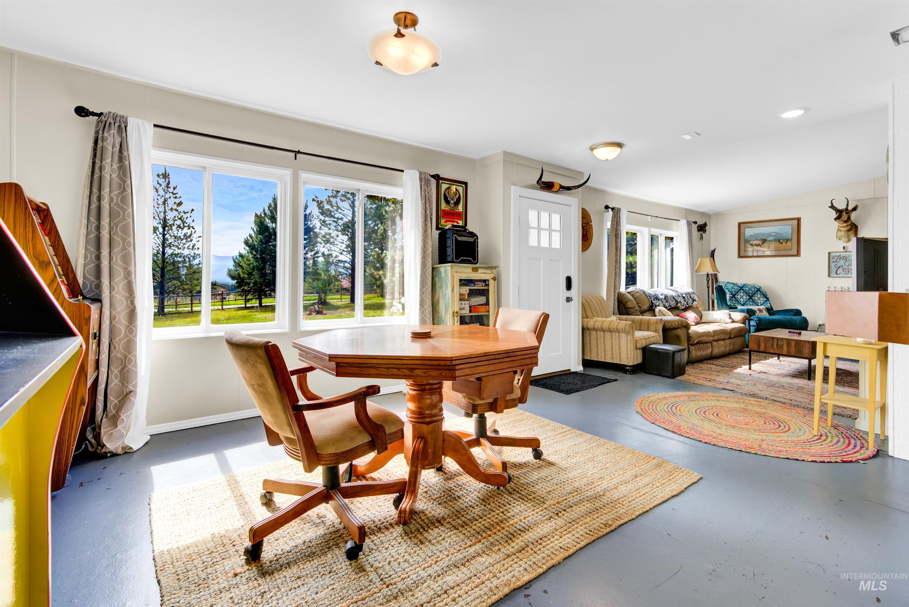 191 Bear Wallow, Cascade, Idaho 83611, 3 Bedrooms, 2 Bathrooms, Residential For Sale, Price $454,900,MLS 98994097