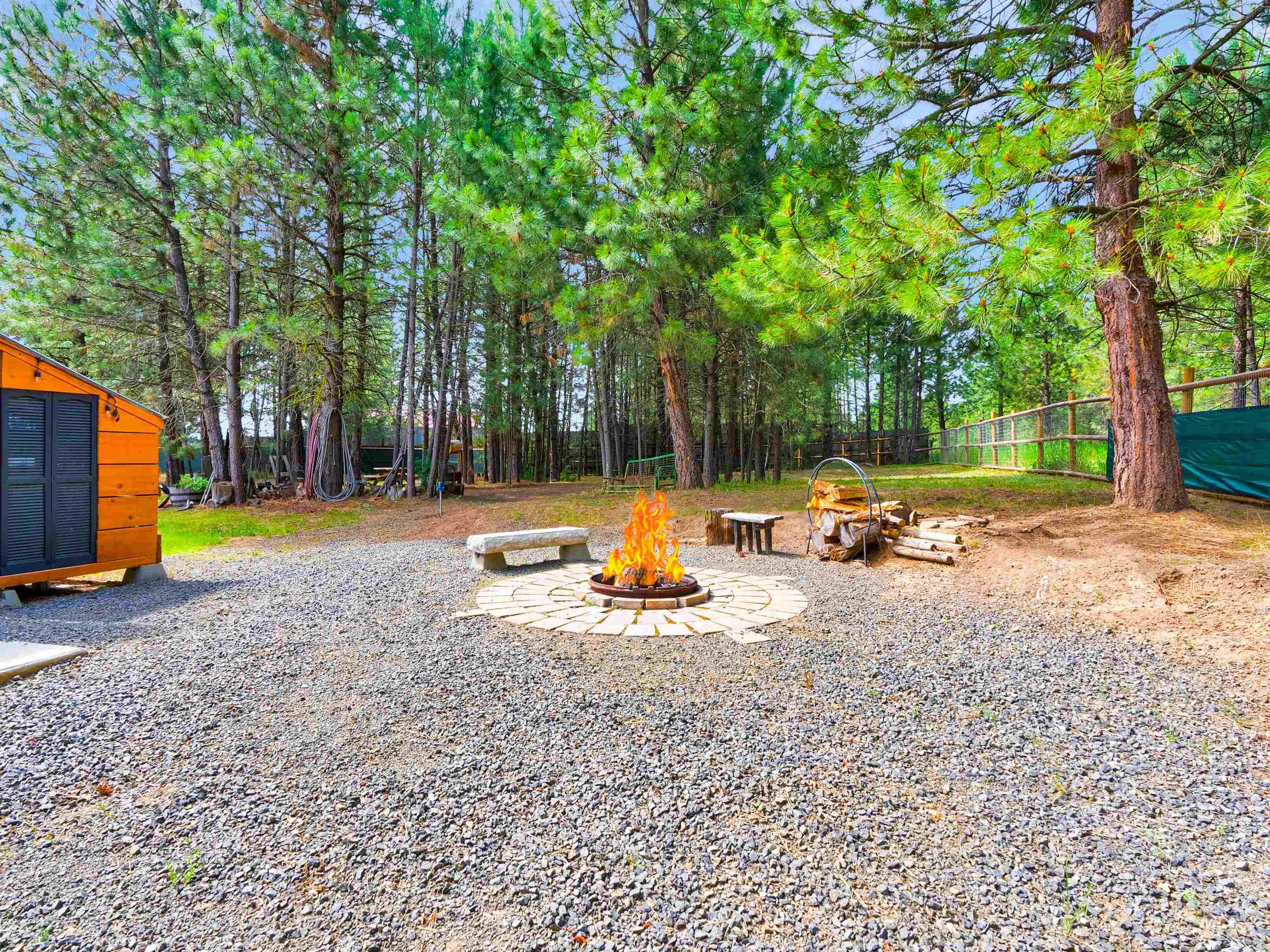 191 Bear Wallow, Cascade, Idaho 83611, 3 Bedrooms, 2 Bathrooms, Residential For Sale, Price $454,900,MLS 98994097