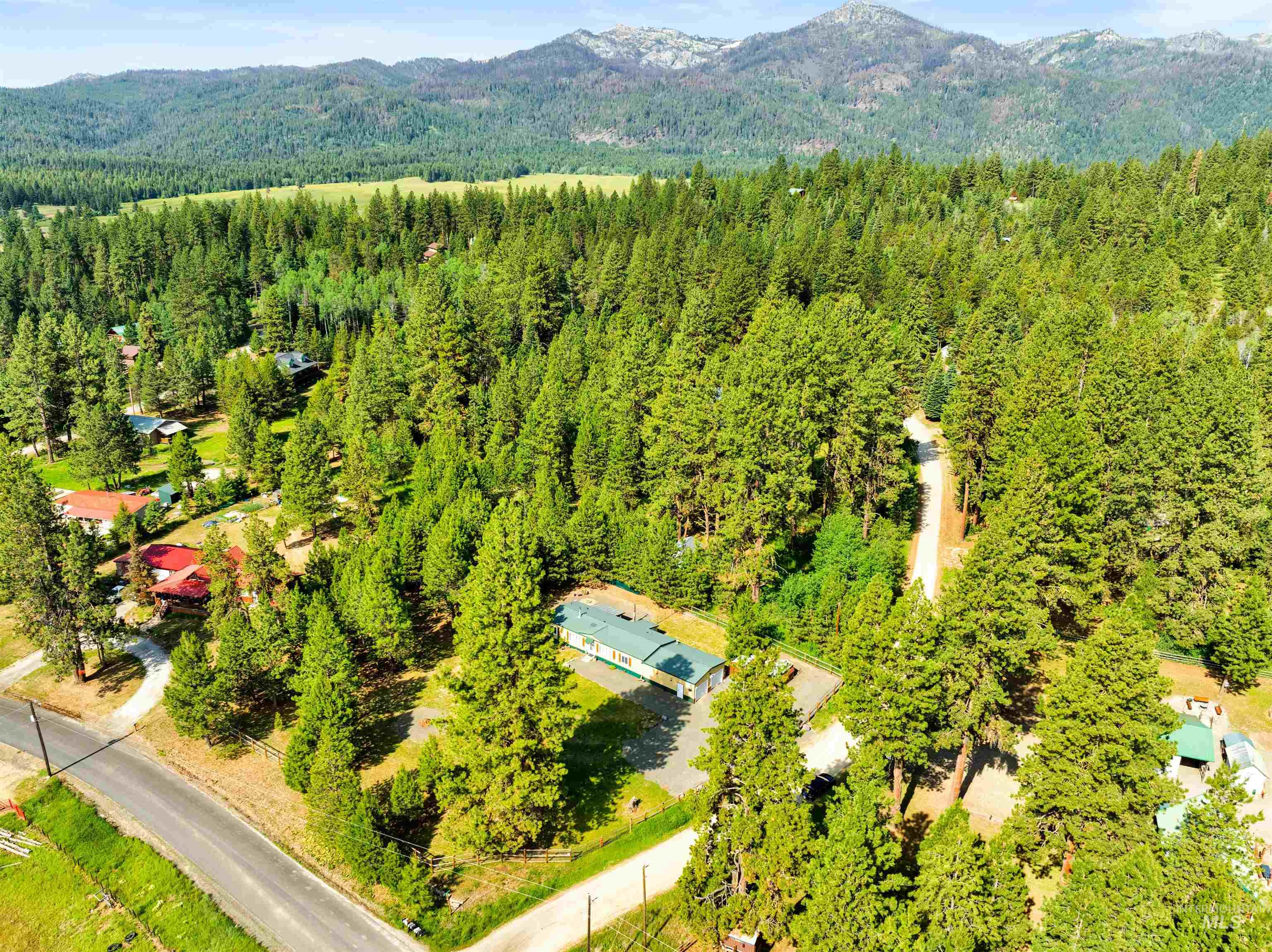 191 Bear Wallow, Cascade, Idaho 83611, 3 Bedrooms, 2 Bathrooms, Residential For Sale, Price $454,900,MLS 98994097