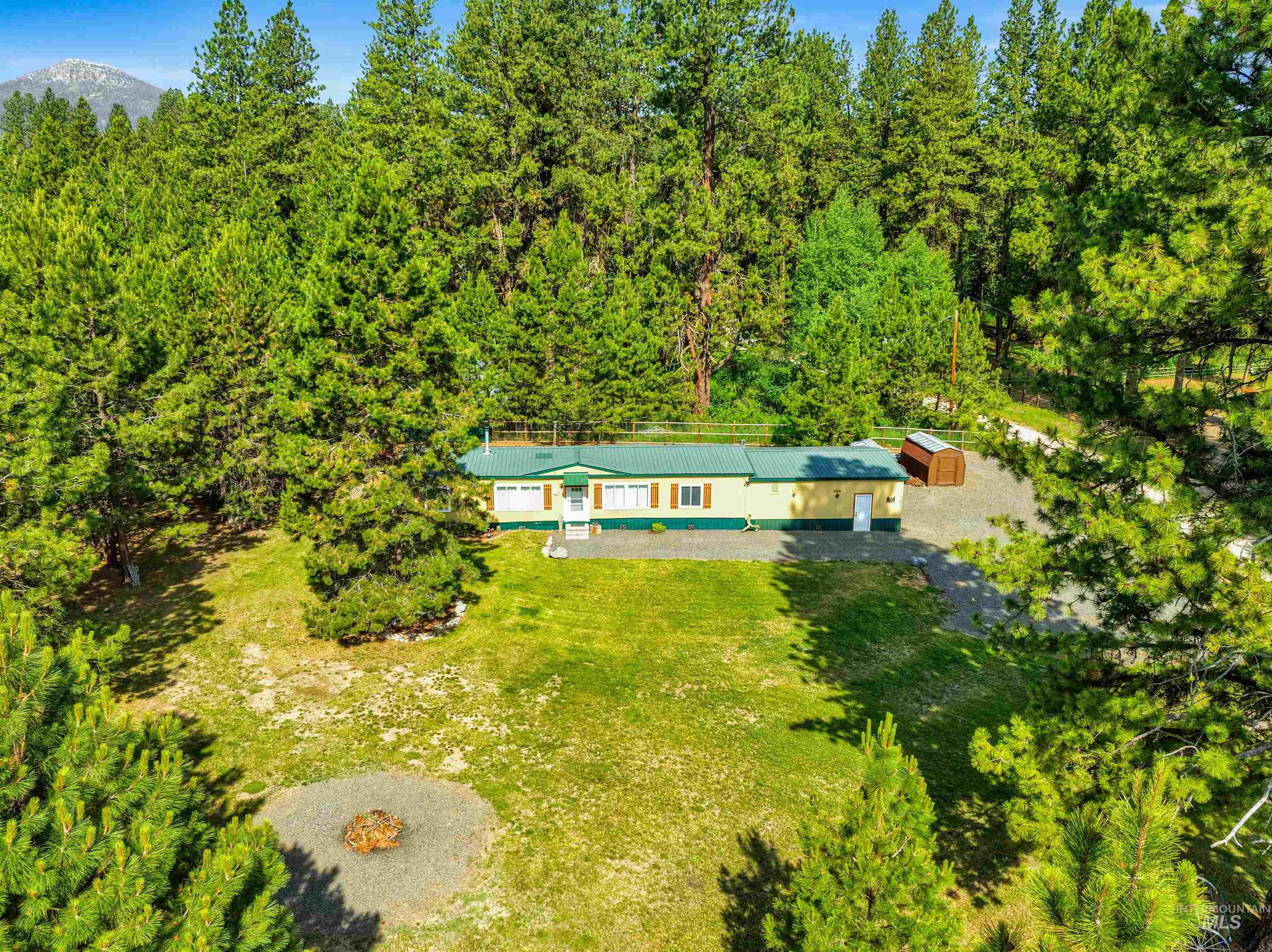 191 Bear Wallow, Cascade, Idaho 83611, 3 Bedrooms, 2 Bathrooms, Residential For Sale, Price $454,900,MLS 98994097
