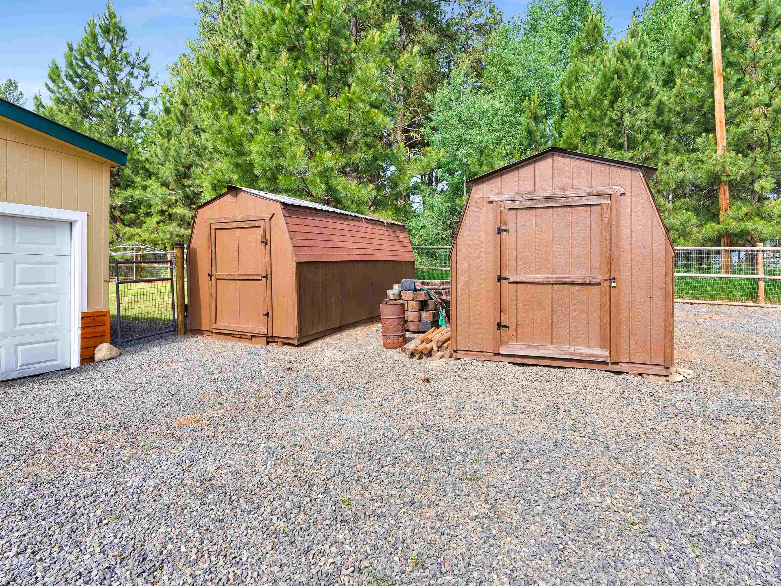 191 Bear Wallow, Cascade, Idaho 83611, 3 Bedrooms, 2 Bathrooms, Residential For Sale, Price $454,900,MLS 98994097