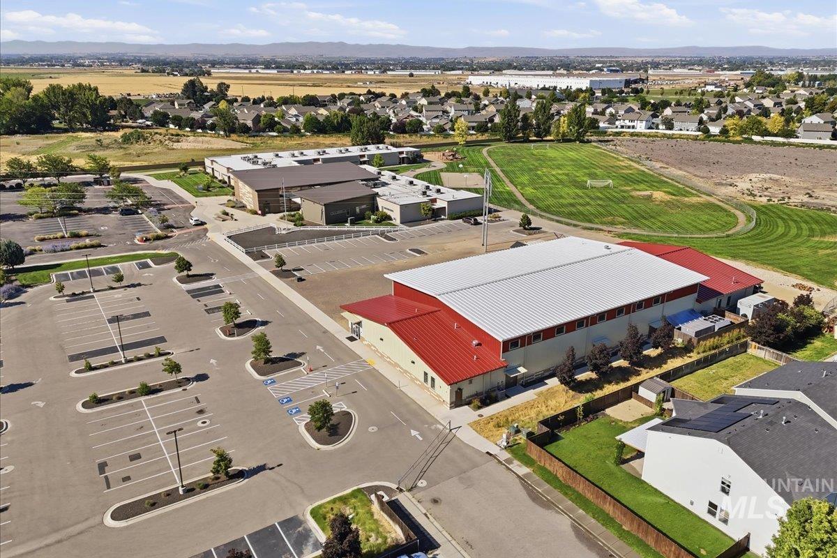 11715 Jump Creek Dr, Caldwell, Idaho 83605, 3 Bedrooms, 2.5 Bathrooms, Residential For Sale, Price $446,900,MLS 98994108