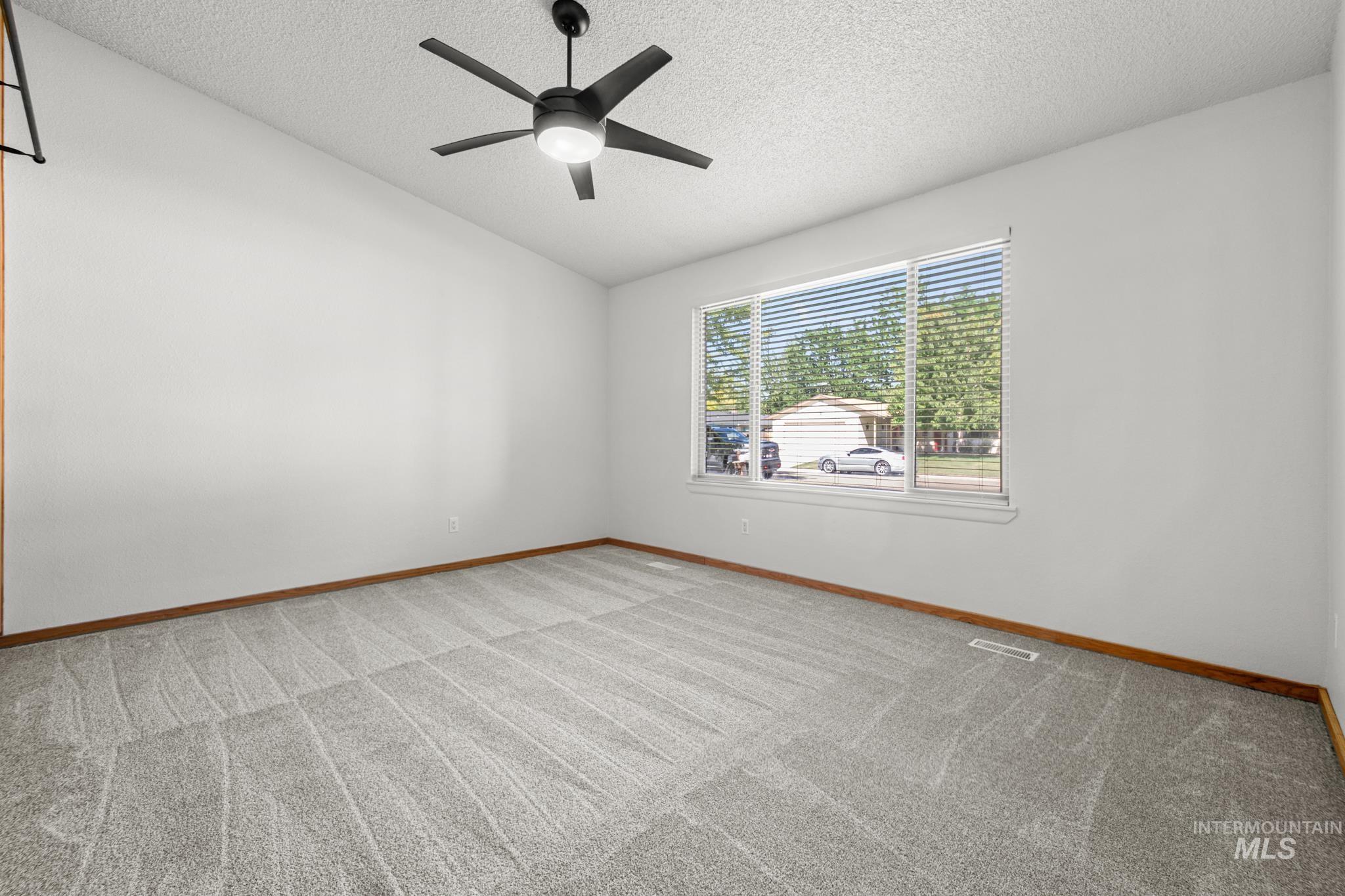 2185 N. Aster Ave., Boise, Idaho 83704, 3 Bedrooms, 2 Bathrooms, Residential For Sale, Price $435,900,MLS 98994115