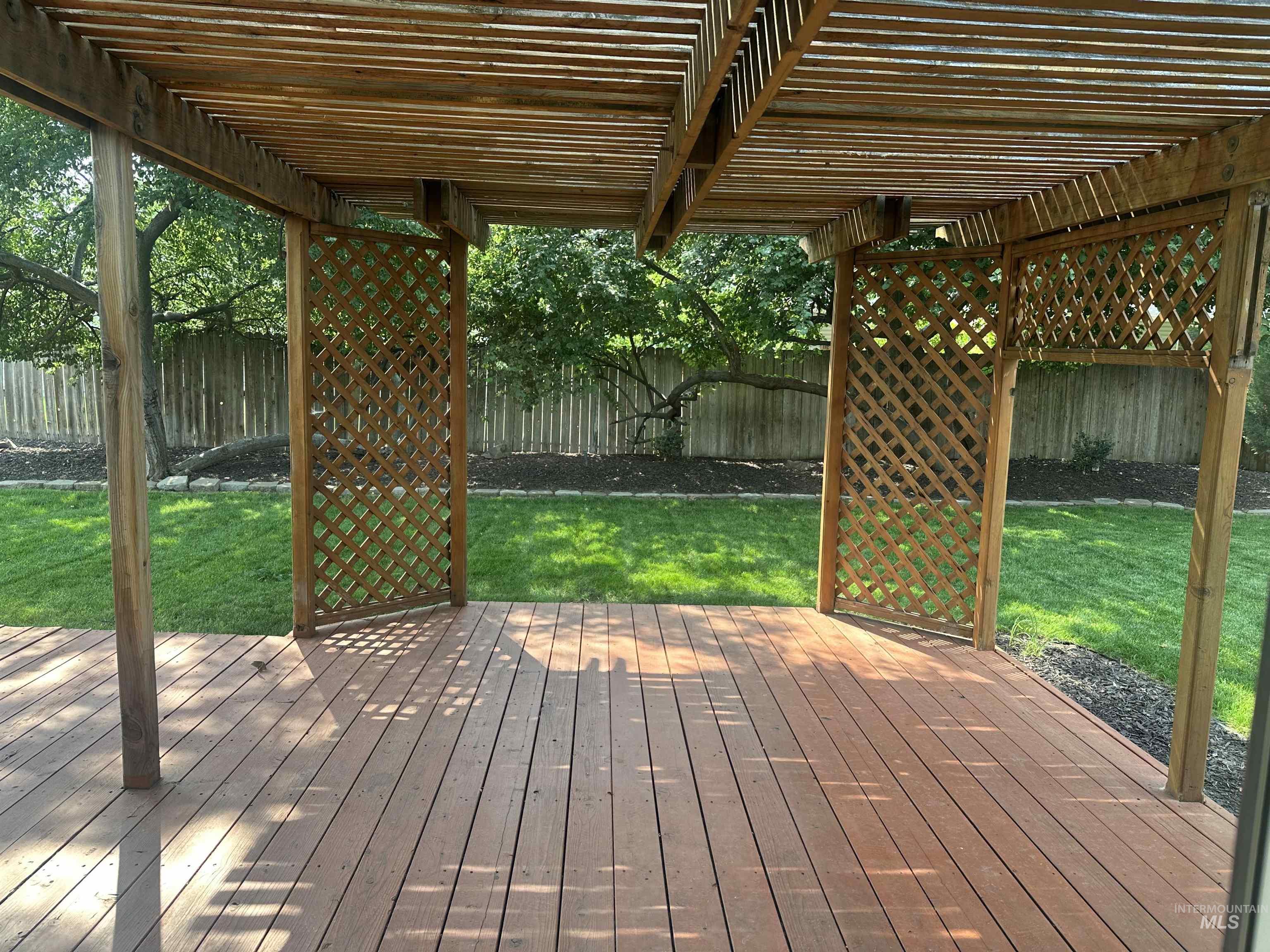 2185 N. Aster Ave., Boise, Idaho 83704, 3 Bedrooms, 2 Bathrooms, Residential For Sale, Price $435,900,MLS 98994115