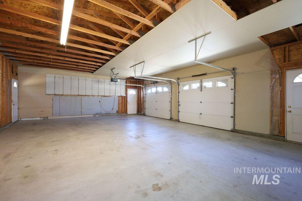 5957 S Eastwood, Boise, Idaho 83716, 3 Bedrooms, 1.5 Bathrooms, Residential For Sale, Price $599,000,MLS 98994130