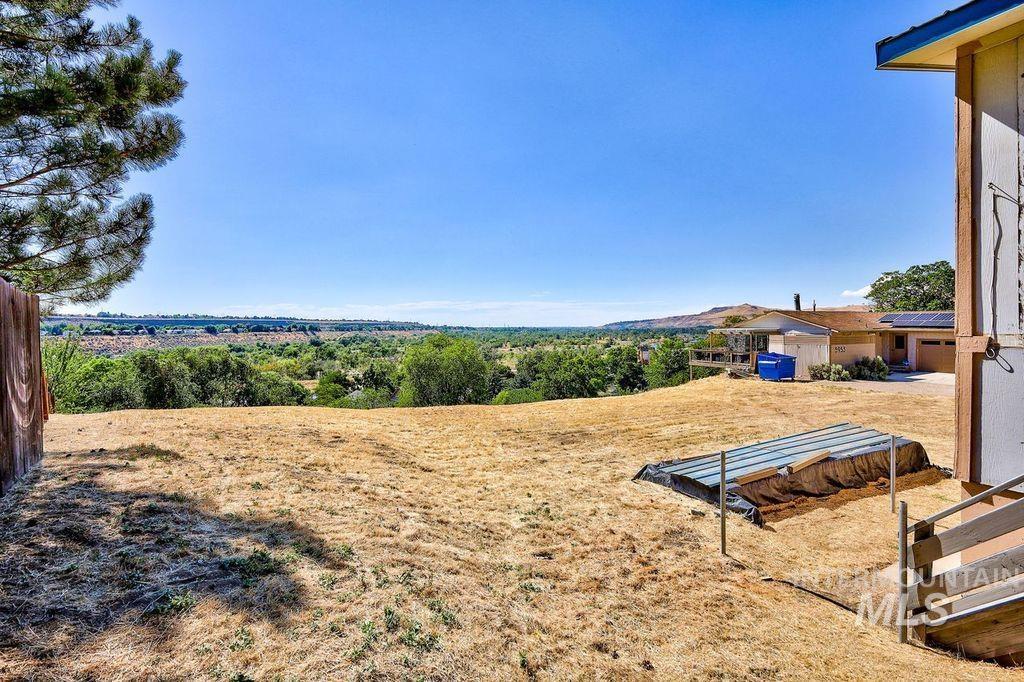 5957 S Eastwood, Boise, Idaho 83716, 3 Bedrooms, 1.5 Bathrooms, Residential For Sale, Price $599,000,MLS 98994130