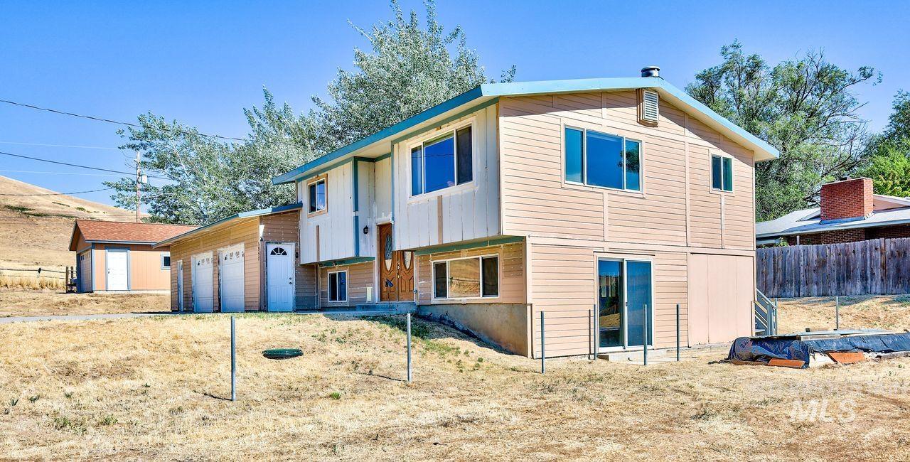 5957 S Eastwood, Boise, Idaho 83716, 3 Bedrooms, 1.5 Bathrooms, Residential For Sale, Price $599,000,MLS 98994130