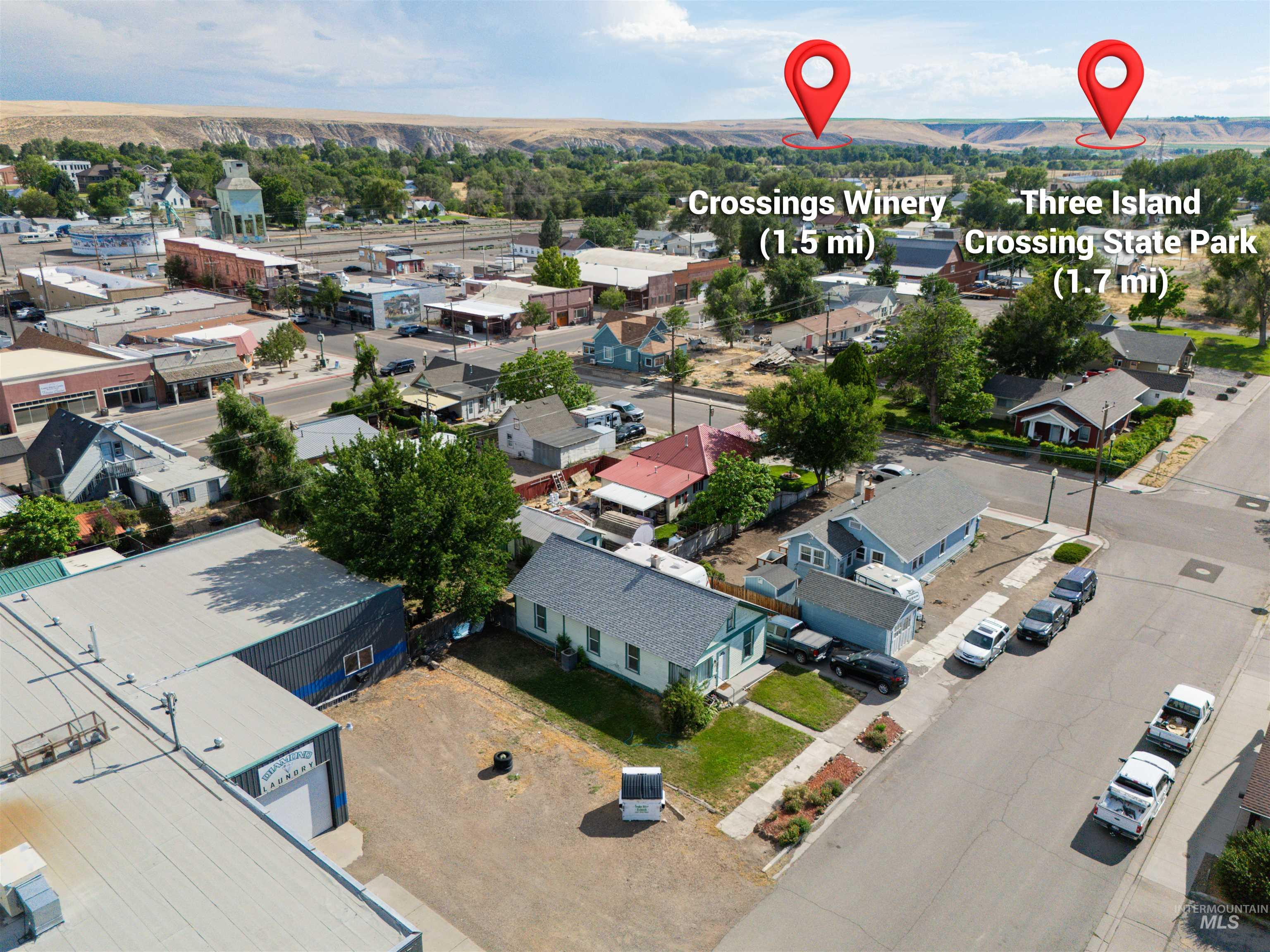 23 E 2nd Ave, Glenns Ferry, Idaho 83623, 3 Bedrooms, 1 Bathroom, Residential For Sale, Price $239,500,MLS 98994131