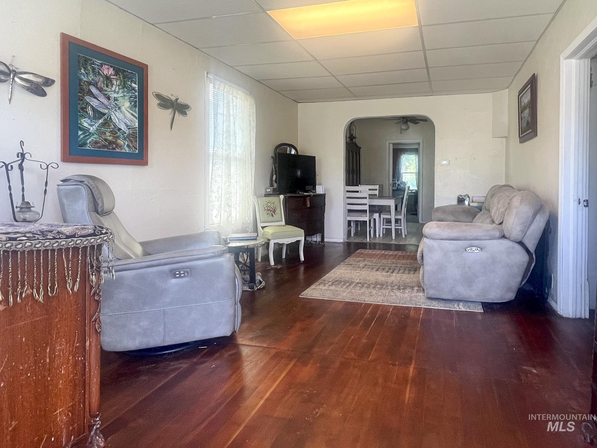 23 E 2nd Ave, Glenns Ferry, Idaho 83623, 3 Bedrooms, 1 Bathroom, Residential For Sale, Price $239,500,MLS 98994131