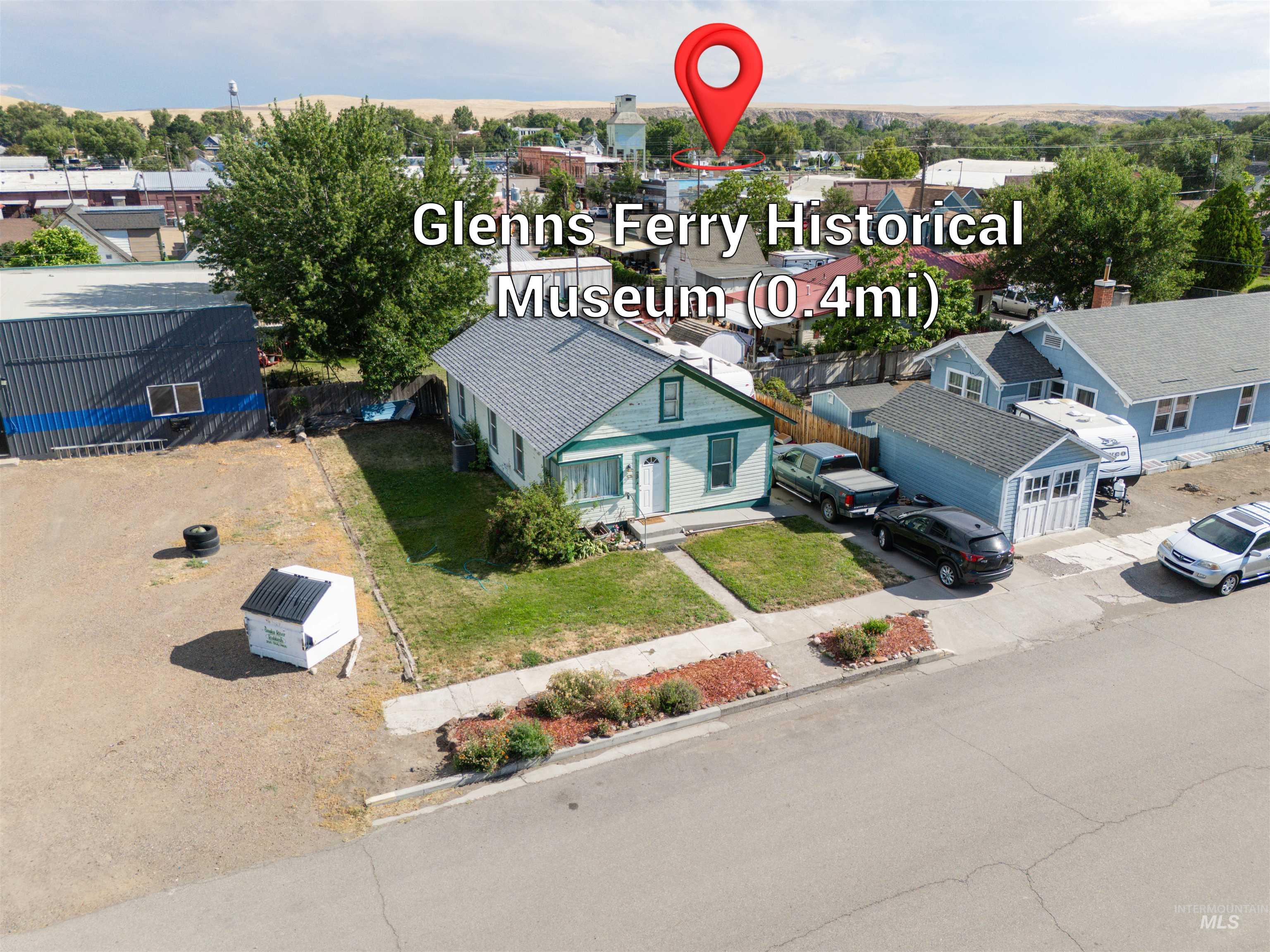 23 E 2nd Ave, Glenns Ferry, Idaho 83623, 3 Bedrooms, 1 Bathroom, Residential For Sale, Price $239,500,MLS 98994131