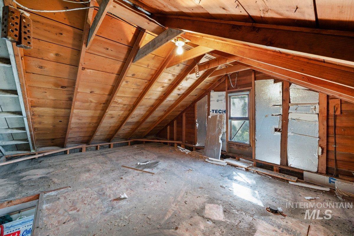 23 E 2nd Ave, Glenns Ferry, Idaho 83623, 3 Bedrooms, 1 Bathroom, Residential For Sale, Price $239,500,MLS 98994131