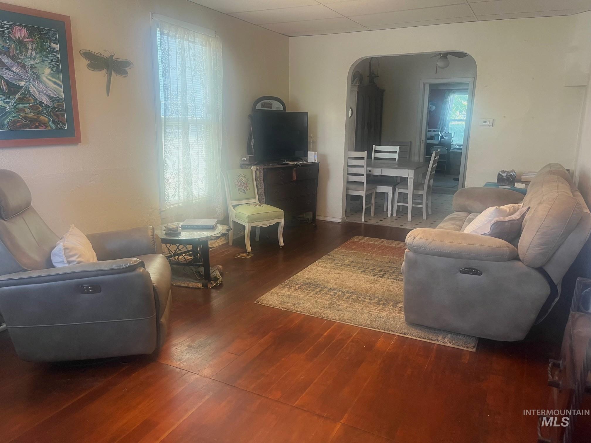 23 E 2nd Ave, Glenns Ferry, Idaho 83623, 3 Bedrooms, 1 Bathroom, Residential For Sale, Price $239,500,MLS 98994131