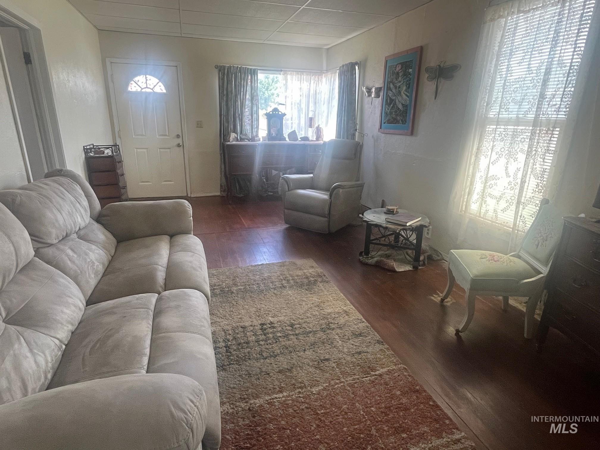 23 E 2nd Ave, Glenns Ferry, Idaho 83623, 3 Bedrooms, 1 Bathroom, Residential For Sale, Price $239,500,MLS 98994131