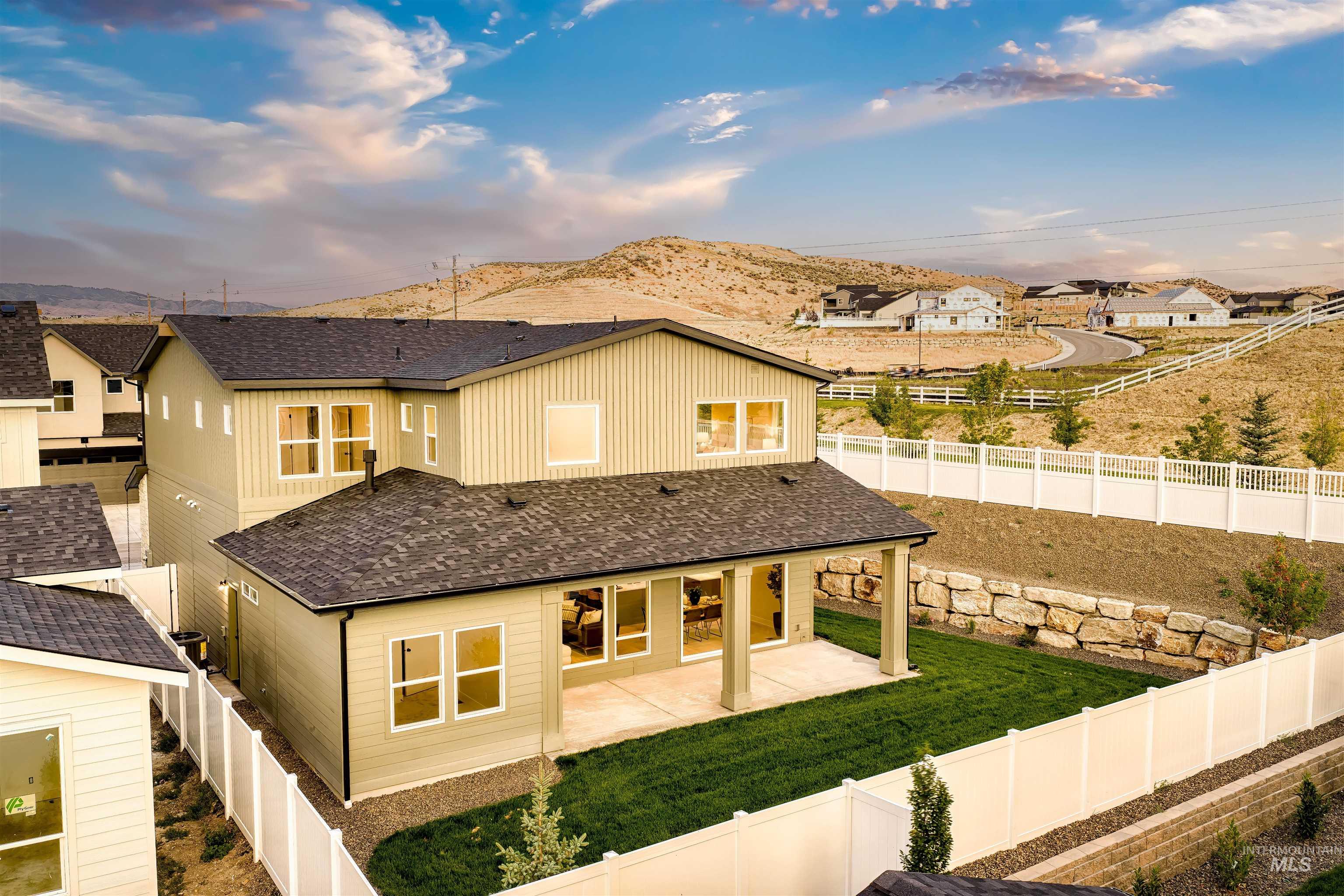 9127 W River Otter Dr, Boise, Idaho 83714, 5 Bedrooms, 4.5 Bathrooms, Residential For Sale, Price $945,549,MLS 98994135