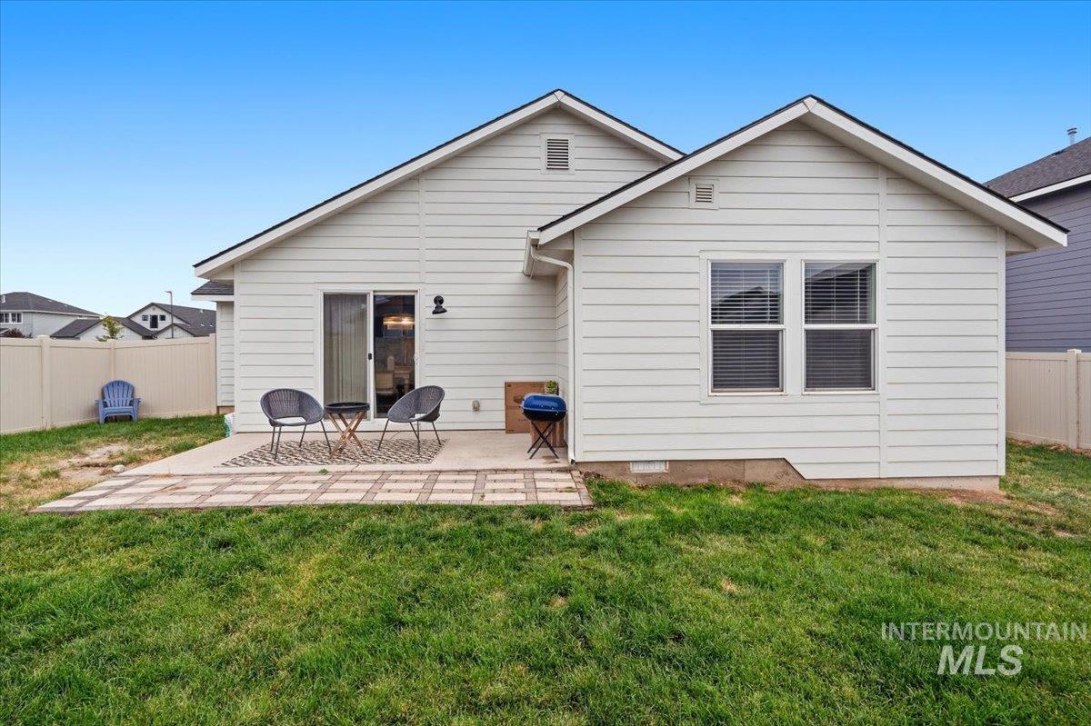 9170 W Tuberose St., Nampa, Idaho 83687, 4 Bedrooms, 2 Bathrooms, Residential For Sale, Price $469,900,MLS 98994140