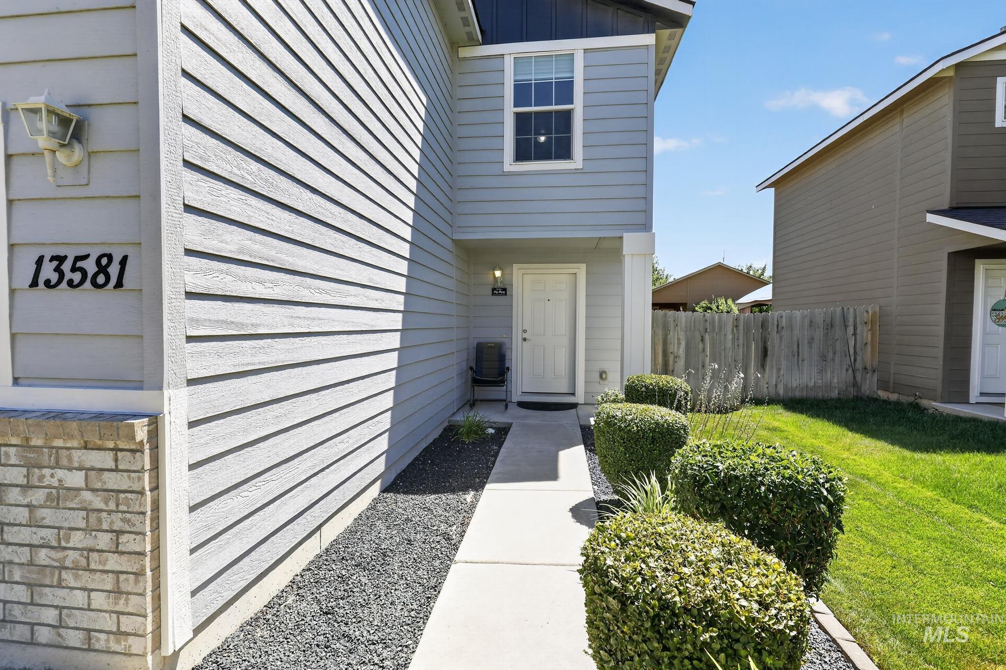 13581 Orlando St, Caldwell, Idaho 83607, 3 Bedrooms, 2.5 Bathrooms, Residential For Sale, Price $360,000,MLS 98994157