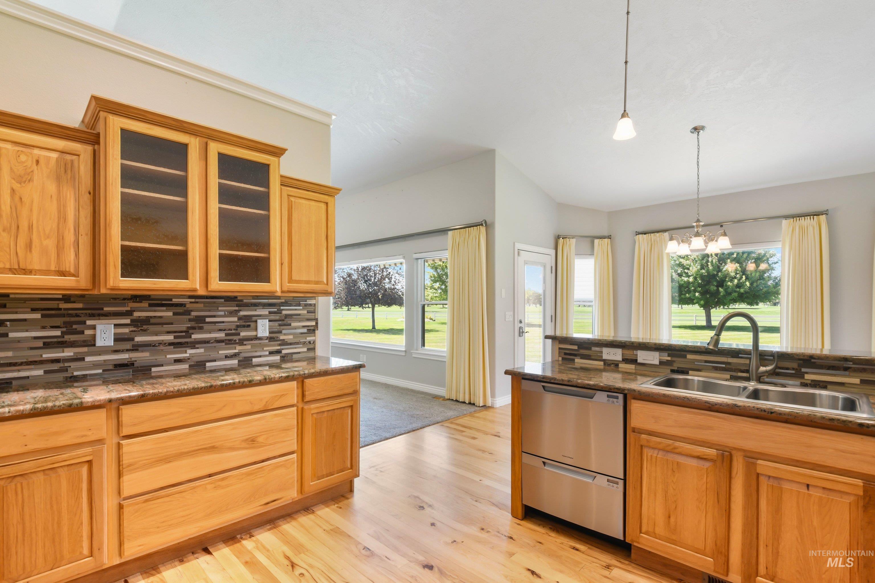 28163 Silo Way, Wilder, Idaho 83676, 4 Bedrooms, 3 Bathrooms, Residential For Sale, Price $749,900,MLS 98994161