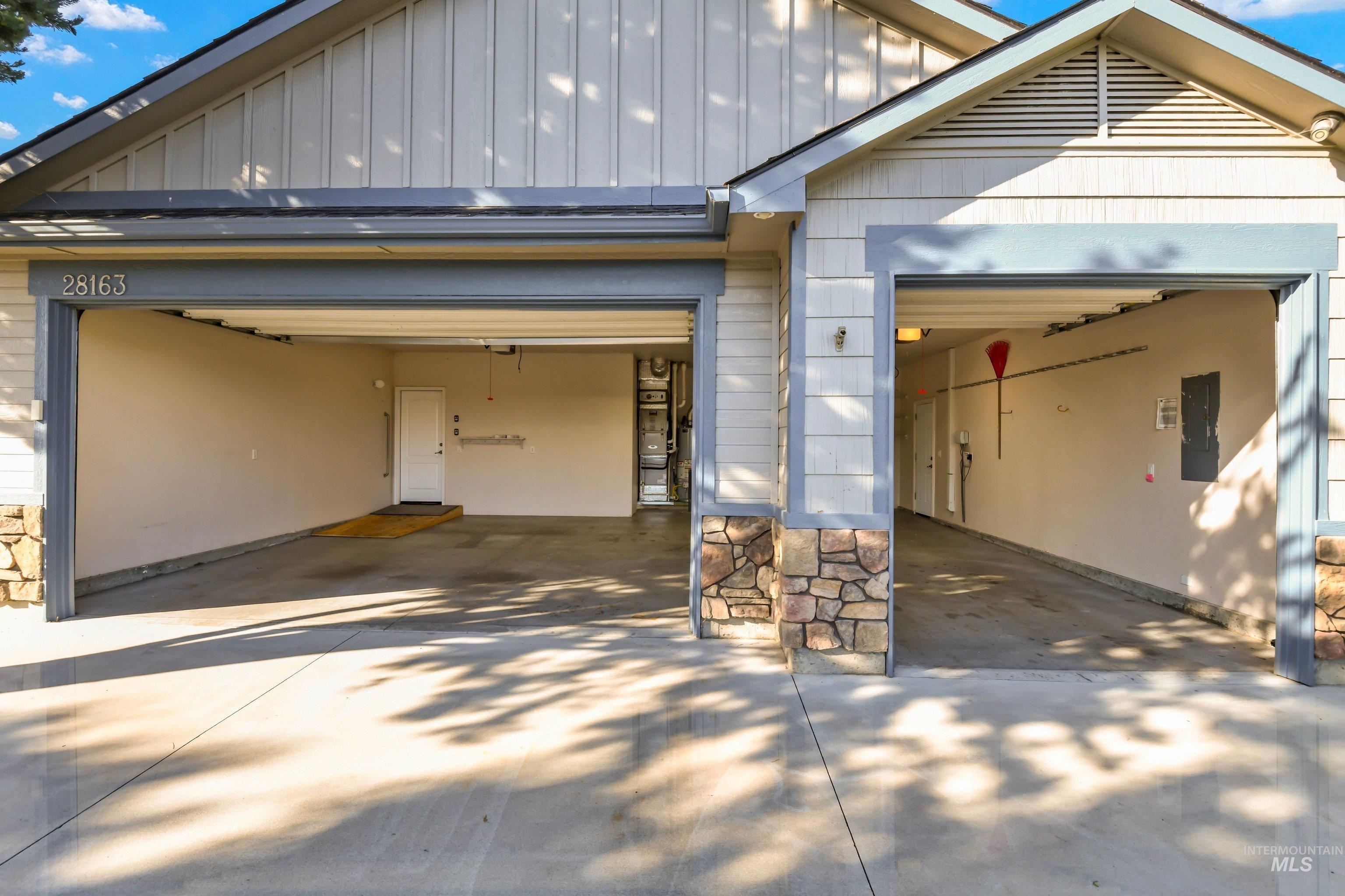 28163 Silo Way, Wilder, Idaho 83676, 4 Bedrooms, 3 Bathrooms, Residential For Sale, Price $749,900,MLS 98994161