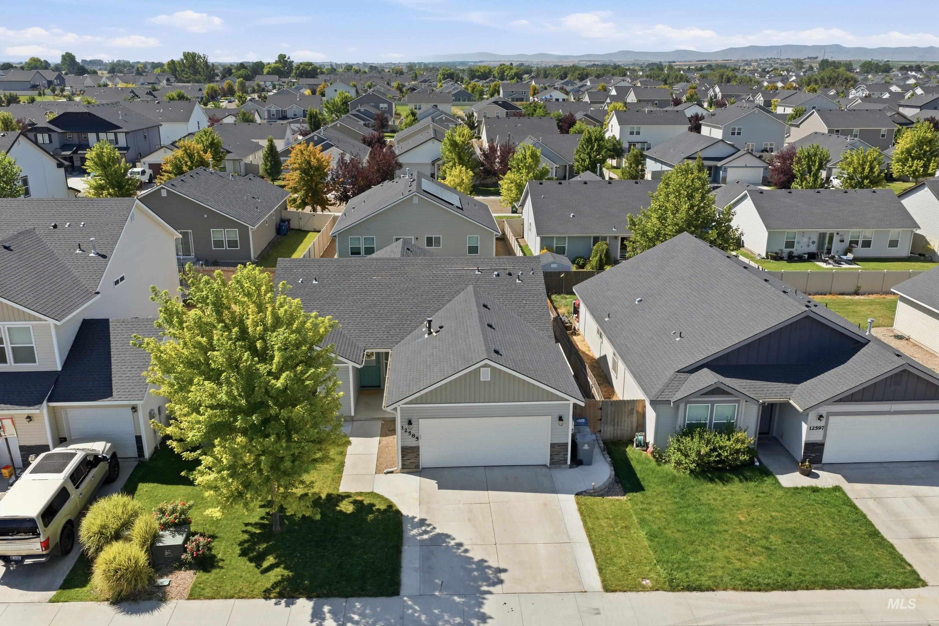 12585 Trinidad St., Caldwell, Idaho 83607, 4 Bedrooms, 2 Bathrooms, Residential For Sale, Price $369,500,MLS 98994165
