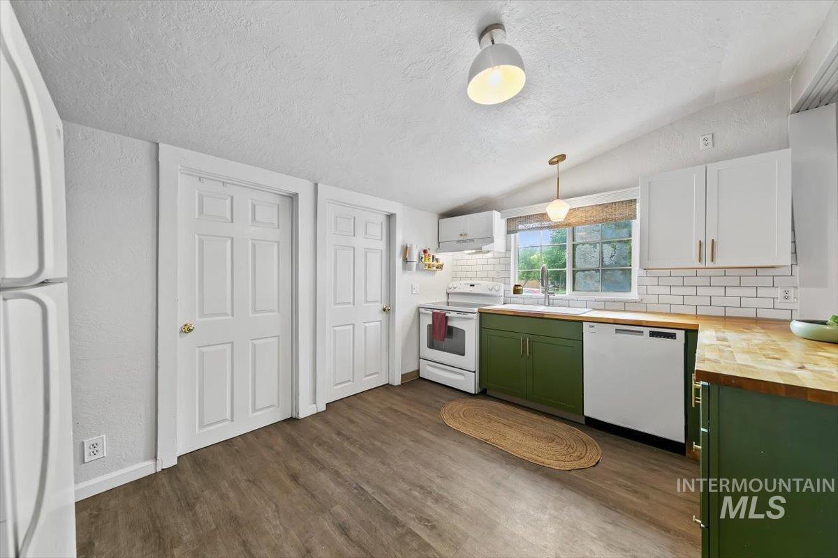 512 15th Ave N, Nampa, Idaho 83687, 3 Bedrooms, 1 Bathroom, Residential For Sale, Price $334,900,MLS 98994167