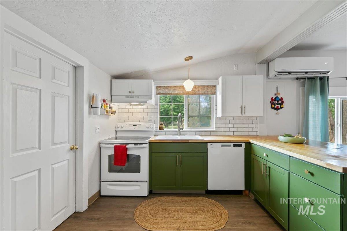 512 15th Ave N, Nampa, Idaho 83687, 3 Bedrooms, 1 Bathroom, Residential For Sale, Price $334,900,MLS 98994167