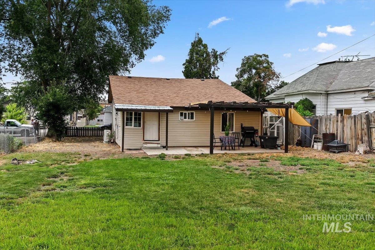 512 15th Ave N, Nampa, Idaho 83687, 3 Bedrooms, 1 Bathroom, Residential For Sale, Price $334,900,MLS 98994167