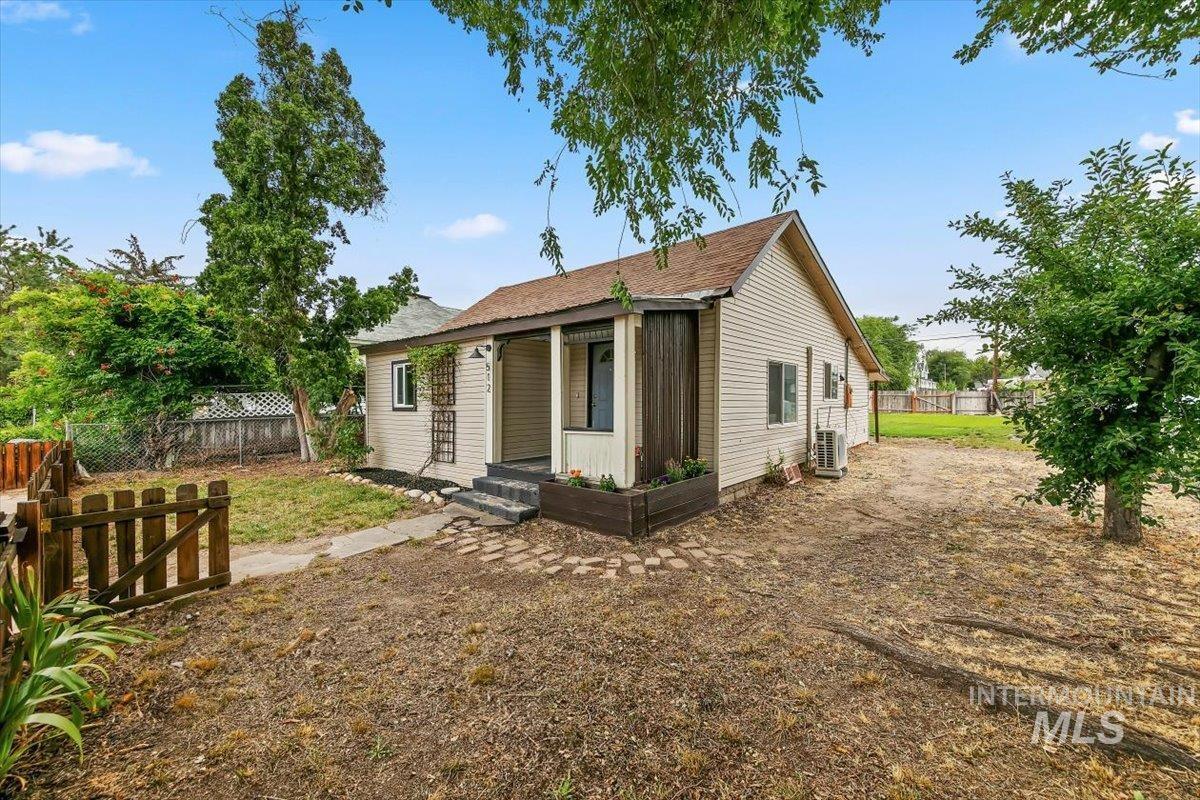 512 15th Ave N, Nampa, Idaho 83687, 3 Bedrooms, 1 Bathroom, Residential For Sale, Price $334,900,MLS 98994167