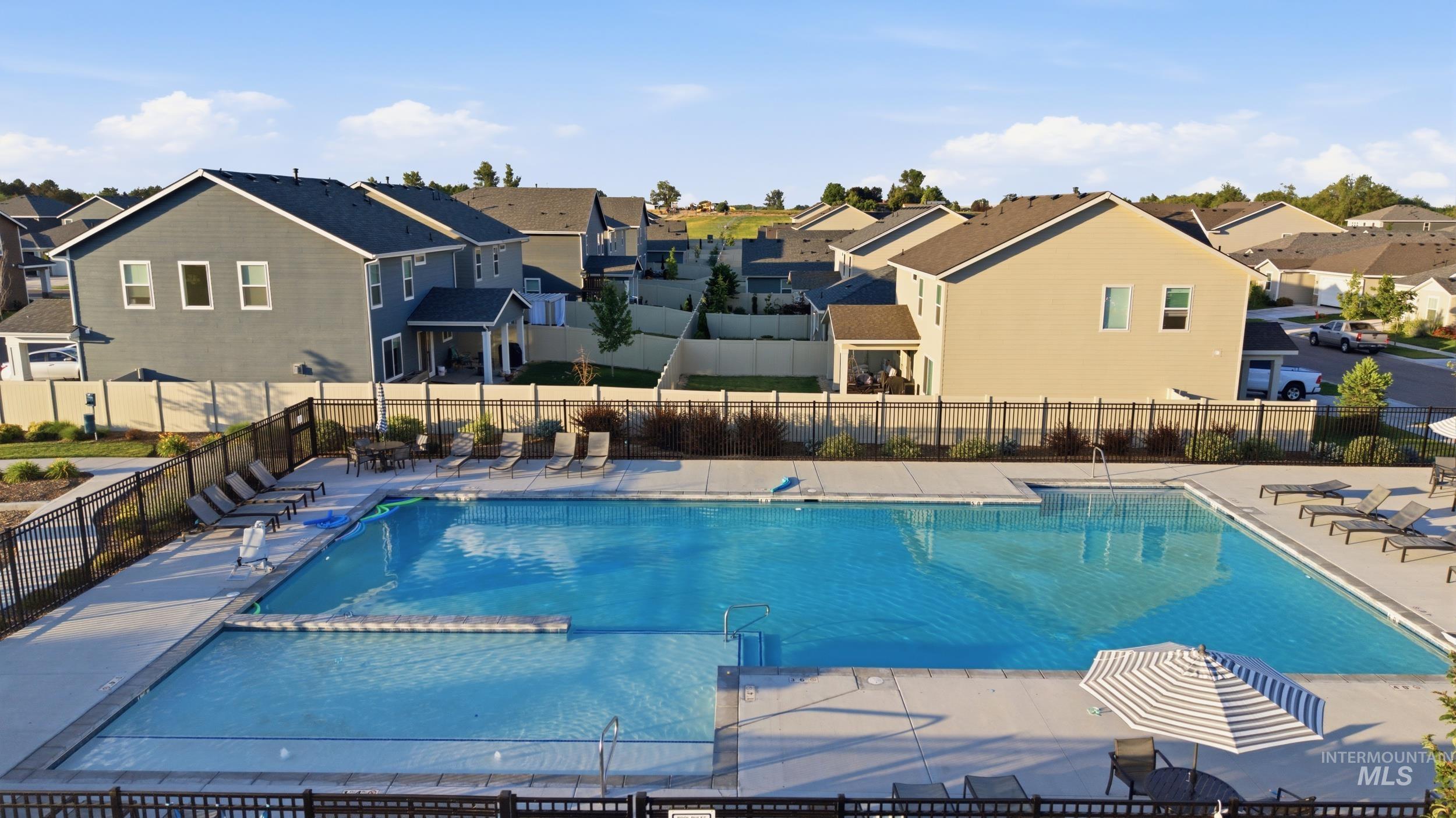 717 Lyra St, Meridian, Idaho 83642, 4 Bedrooms, 2.5 Bathrooms, Residential For Sale, Price $549,900,MLS 98994169
