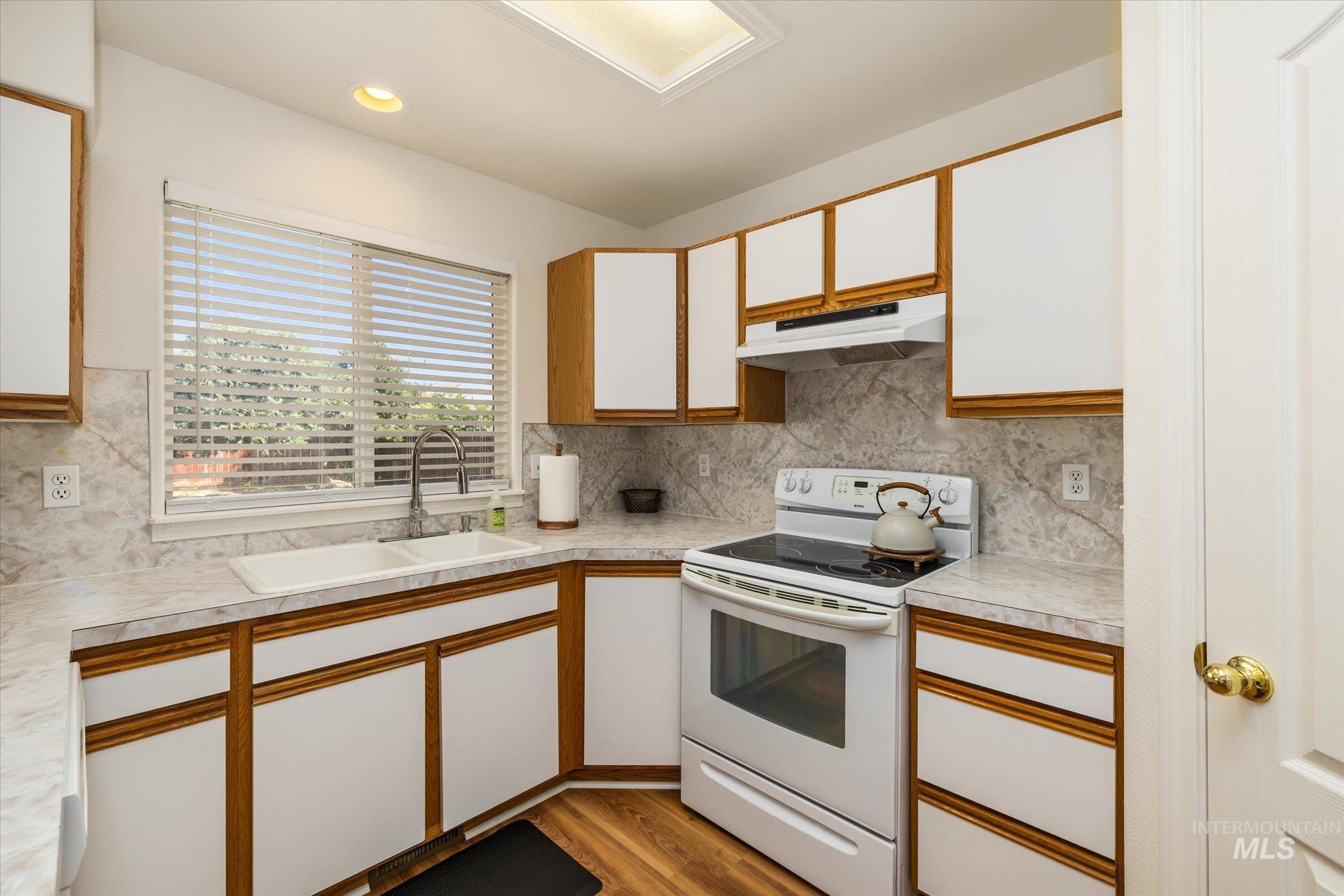 616 7th, Middleton, Idaho 83644, 3 Bedrooms, 2 Bathrooms, Residential For Sale, Price $407,985,MLS 98994172