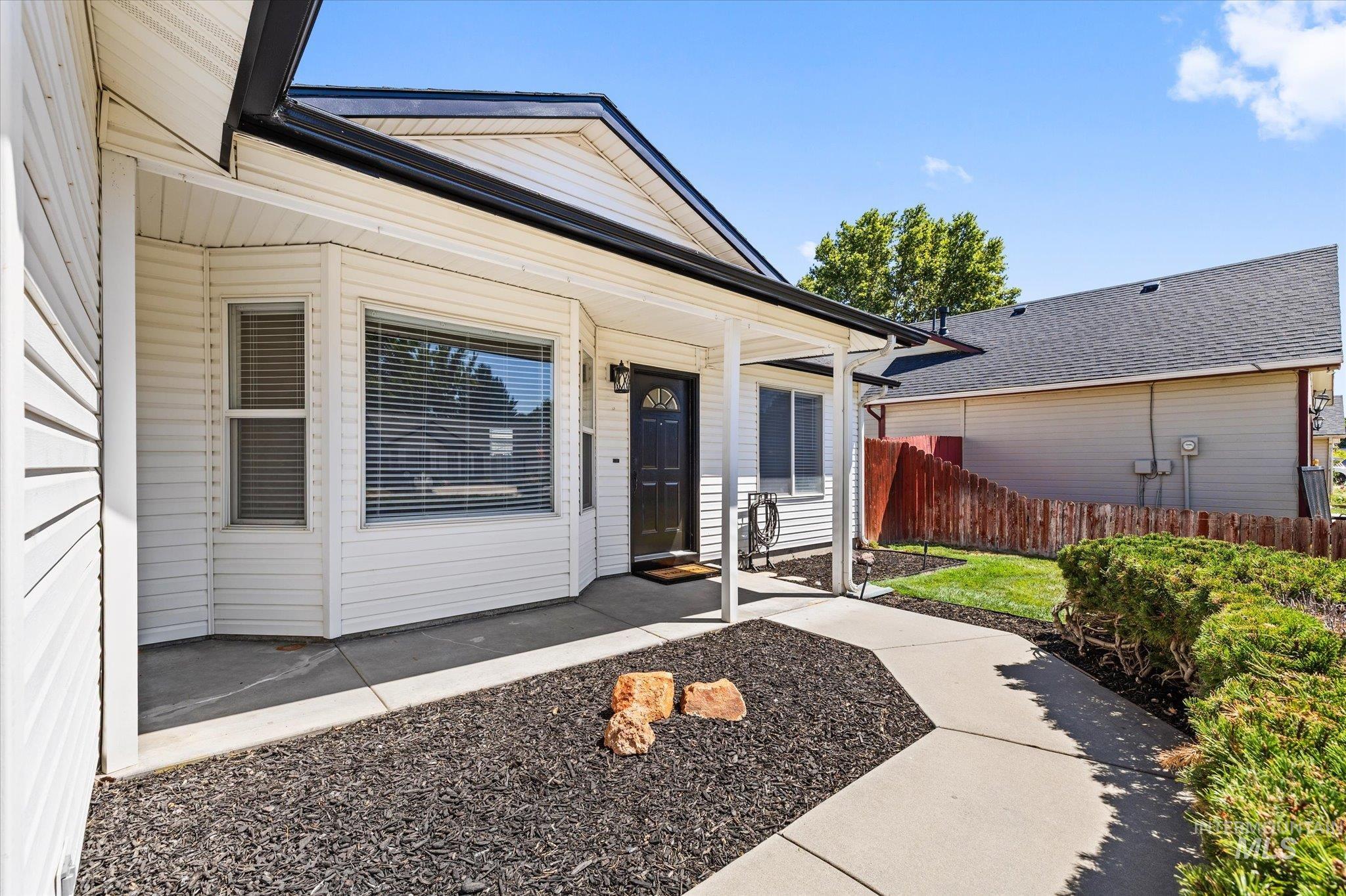 616 7th, Middleton, Idaho 83644, 3 Bedrooms, 2 Bathrooms, Residential For Sale, Price $407,985,MLS 98994172