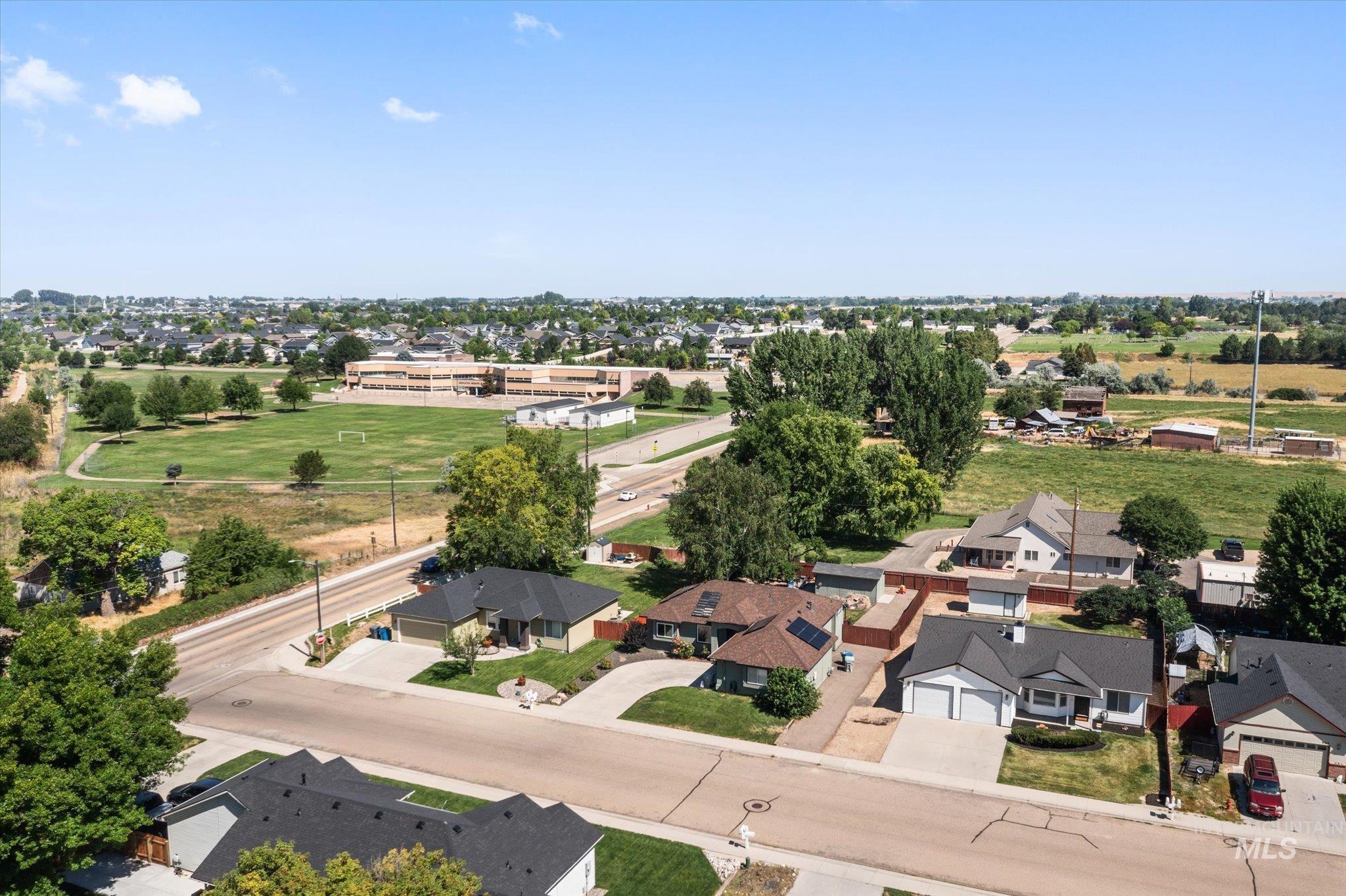 616 7th, Middleton, Idaho 83644, 3 Bedrooms, 2 Bathrooms, Residential For Sale, Price $407,985,MLS 98994172