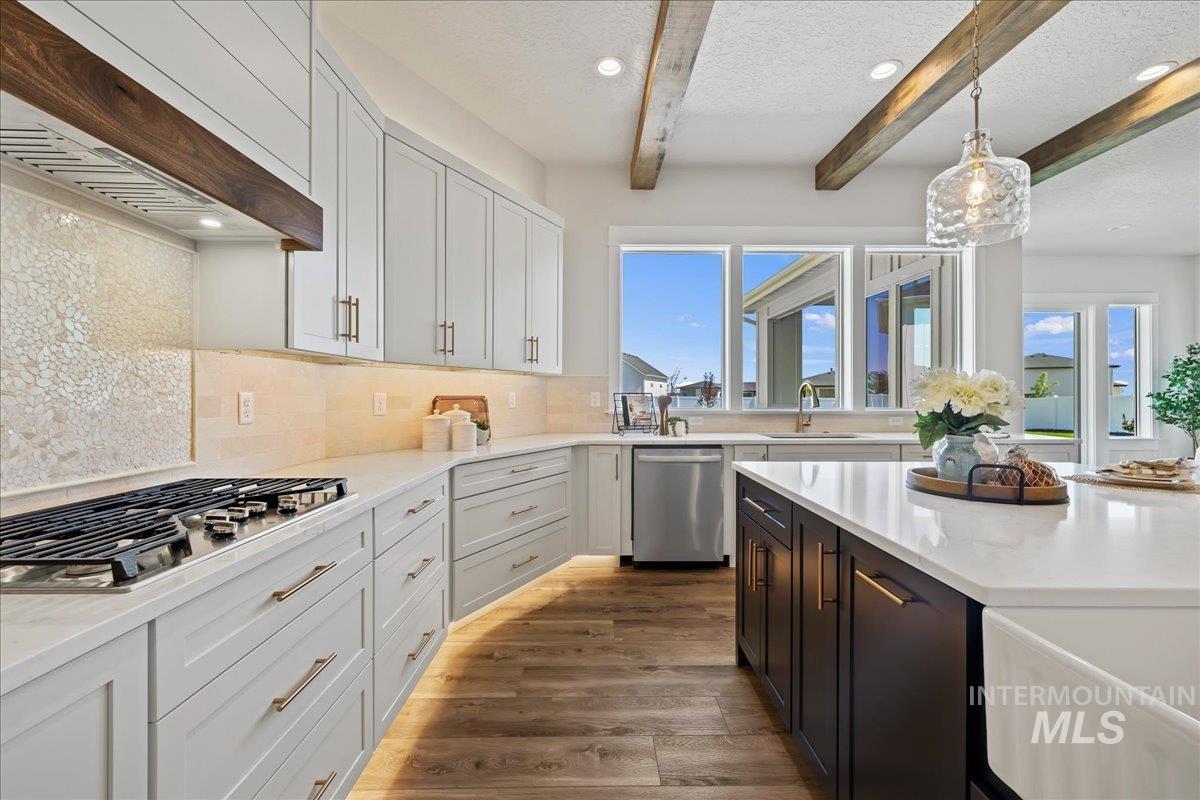 16876 Spring Meadow Dr, Caldwell, Idaho 83607, 4 Bedrooms, 4 Bathrooms, Residential For Sale, Price $1,650,000,MLS 98994180
