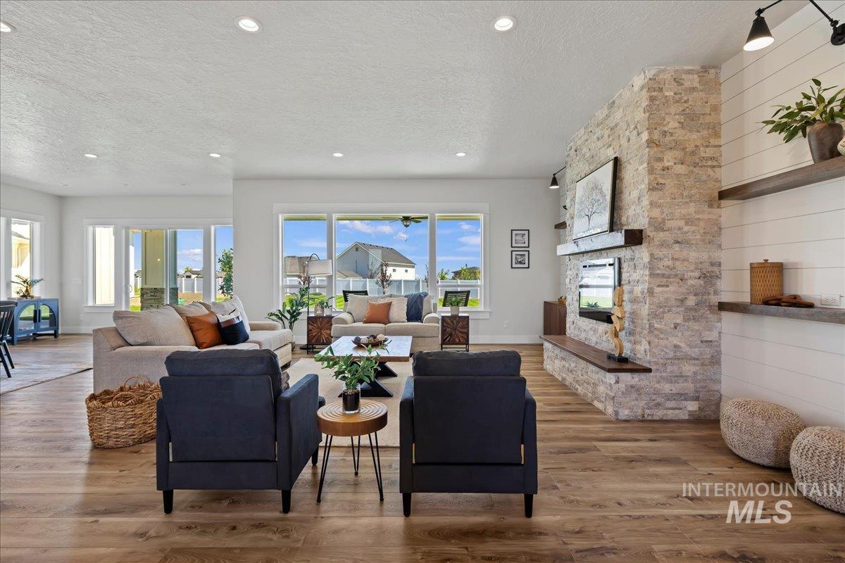 16876 Spring Meadow Dr, Caldwell, Idaho 83607, 4 Bedrooms, 4 Bathrooms, Residential For Sale, Price $1,650,000,MLS 98994180
