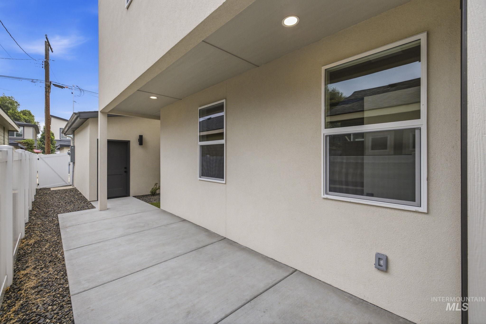 1818 S. Hervey Street, Boise, Idaho 83705, 3 Bedrooms, 3.5 Bathrooms, Residential For Sale, Price $775,000,MLS 98994184