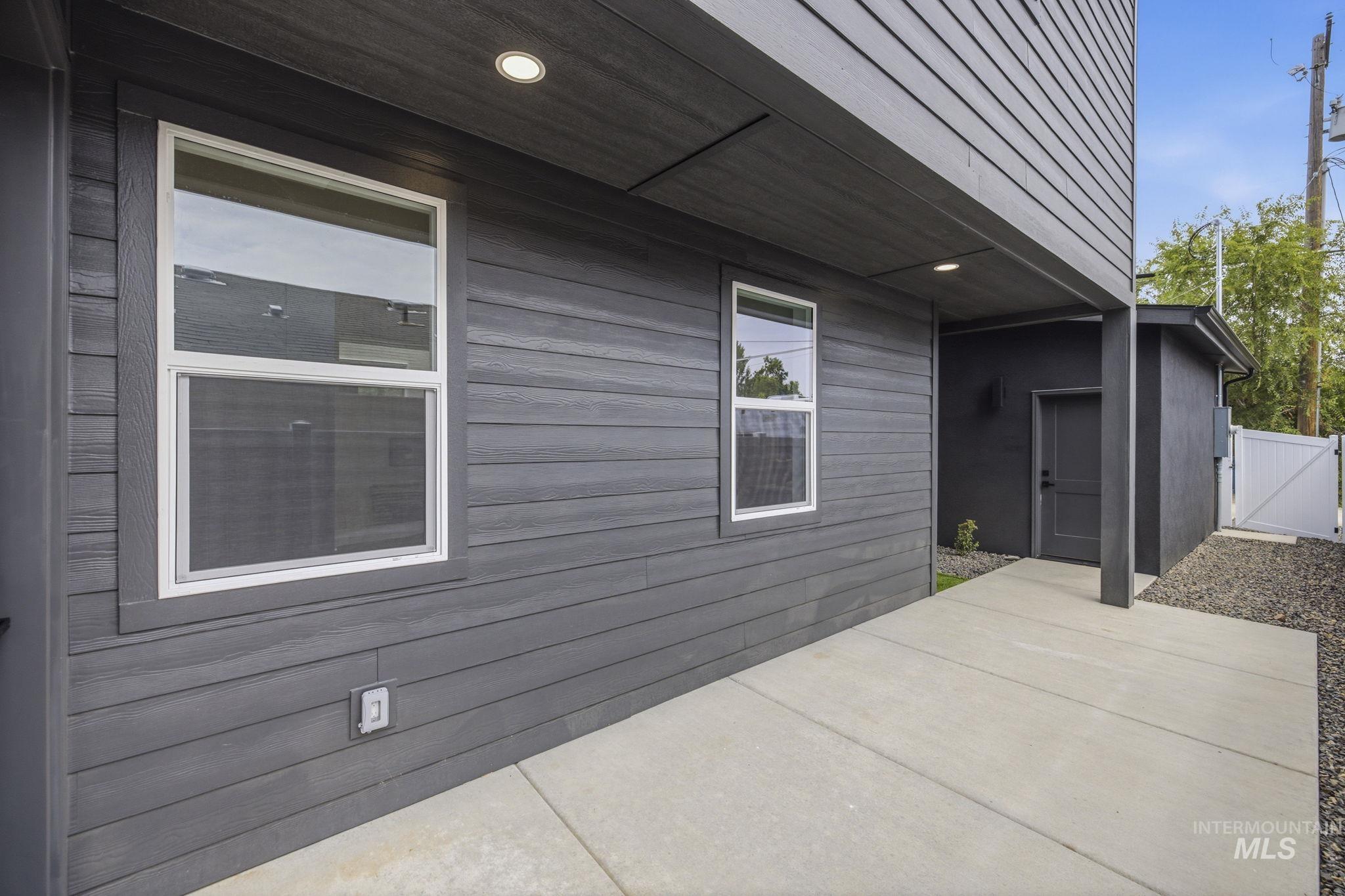 1820 S. Hervey Street, Boise, Idaho 83705, 3 Bedrooms, 3.5 Bathrooms, Residential For Sale, Price $775,000,MLS 98994187