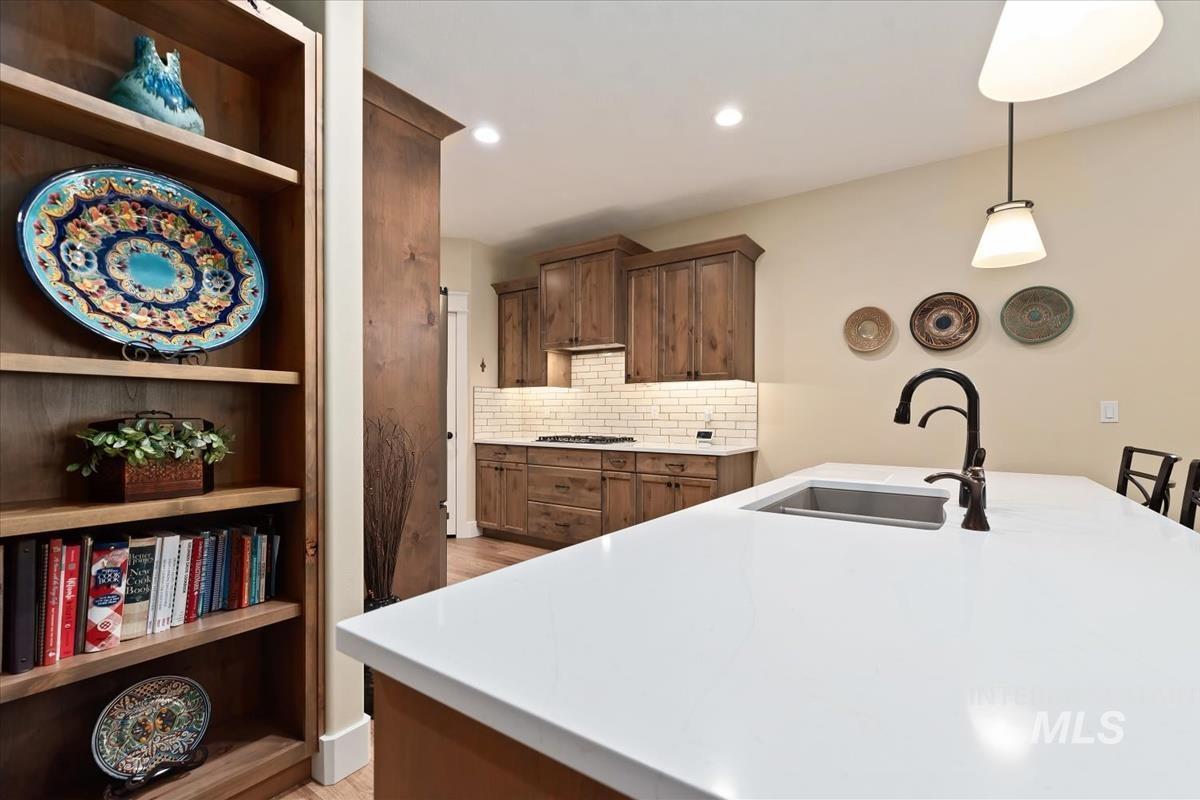 4683 S Amorita Place, Meridian, Idaho 83642, 3 Bedrooms, 2 Bathrooms, Residential For Sale, Price $609,999,MLS 98994189