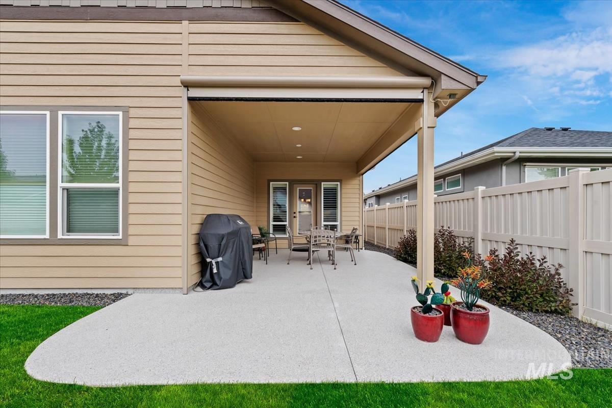 4683 S Amorita Place, Meridian, Idaho 83642, 3 Bedrooms, 2 Bathrooms, Residential For Sale, Price $609,999,MLS 98994189