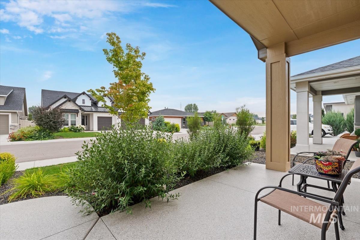 4683 S Amorita Place, Meridian, Idaho 83642, 3 Bedrooms, 2 Bathrooms, Residential For Sale, Price $609,999,MLS 98994189