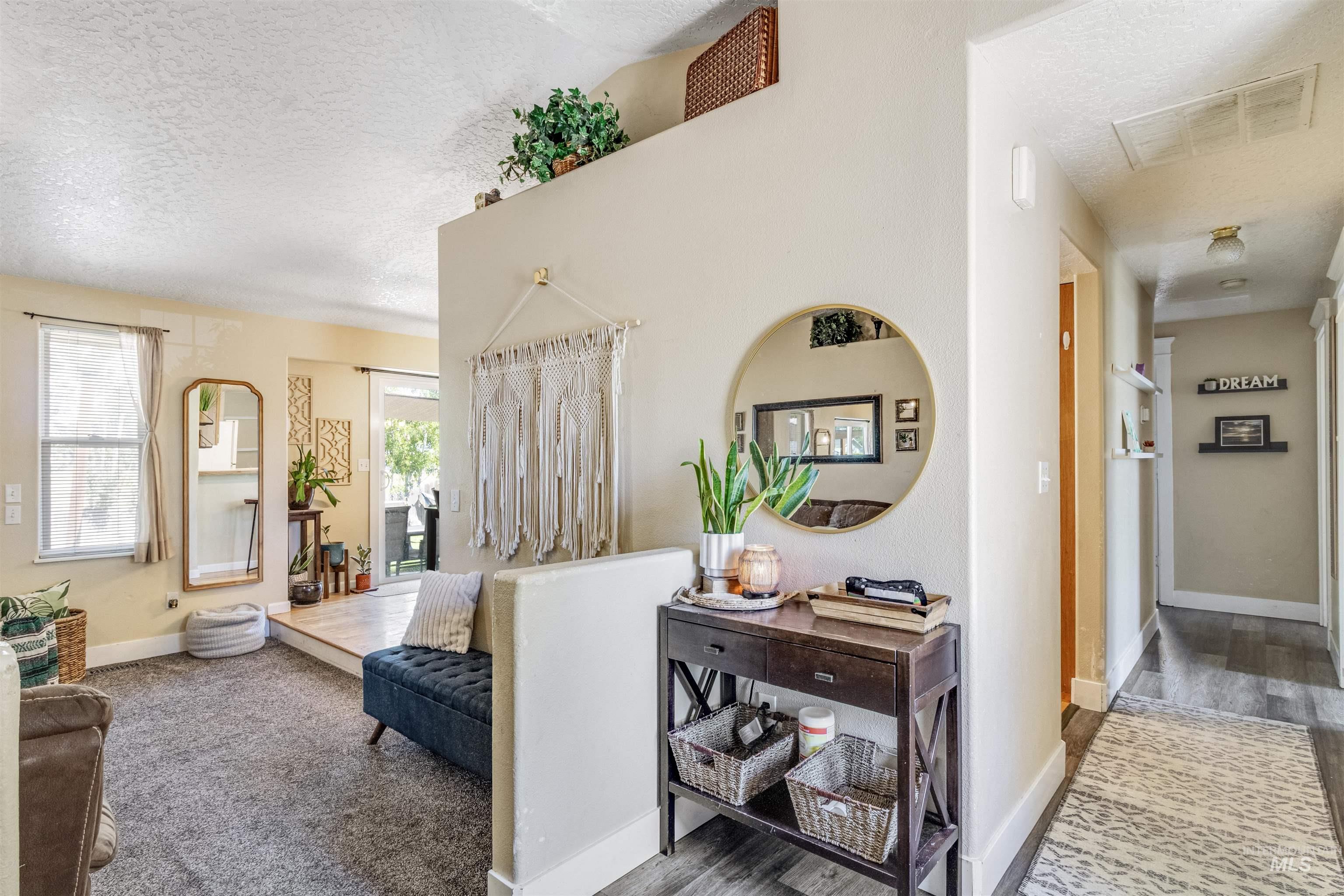 1316 Willow Creek Dr, Nampa, Idaho 83686, 4 Bedrooms, 2 Bathrooms, Residential For Sale, Price $410,000, 98994197