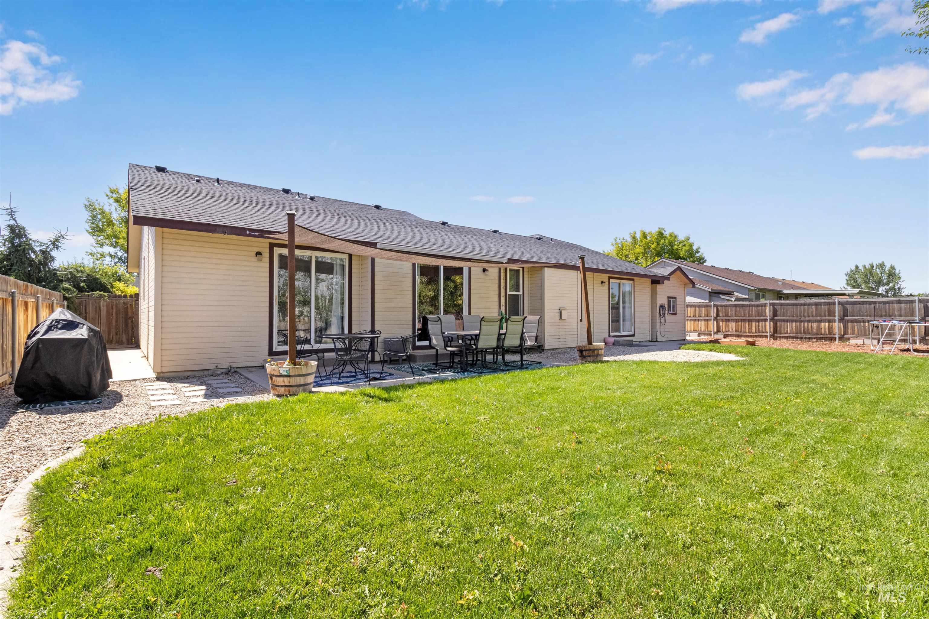 1316 Willow Creek Dr, Nampa, Idaho 83686, 4 Bedrooms, 2 Bathrooms, Residential For Sale, Price $410,000,MLS 98994197