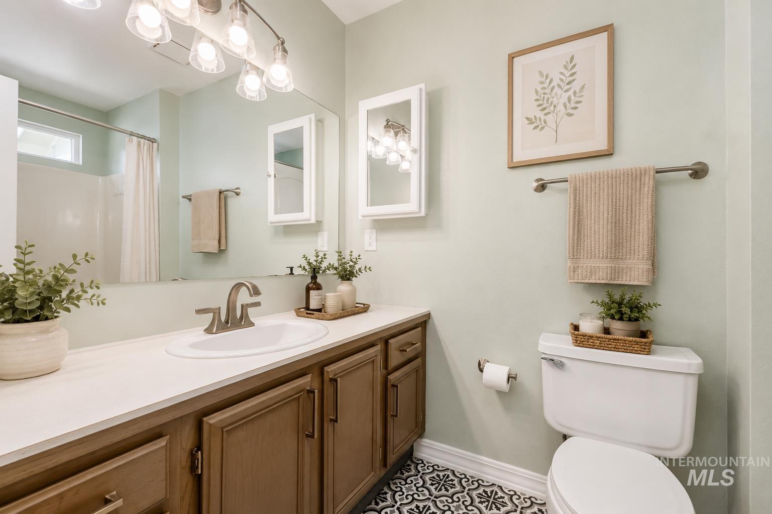1042 N Stonehenge Way, Meridian, Idaho 83642, 3 Bedrooms, 2 Bathrooms, Residential For Sale, Price $400,000, 98994202
