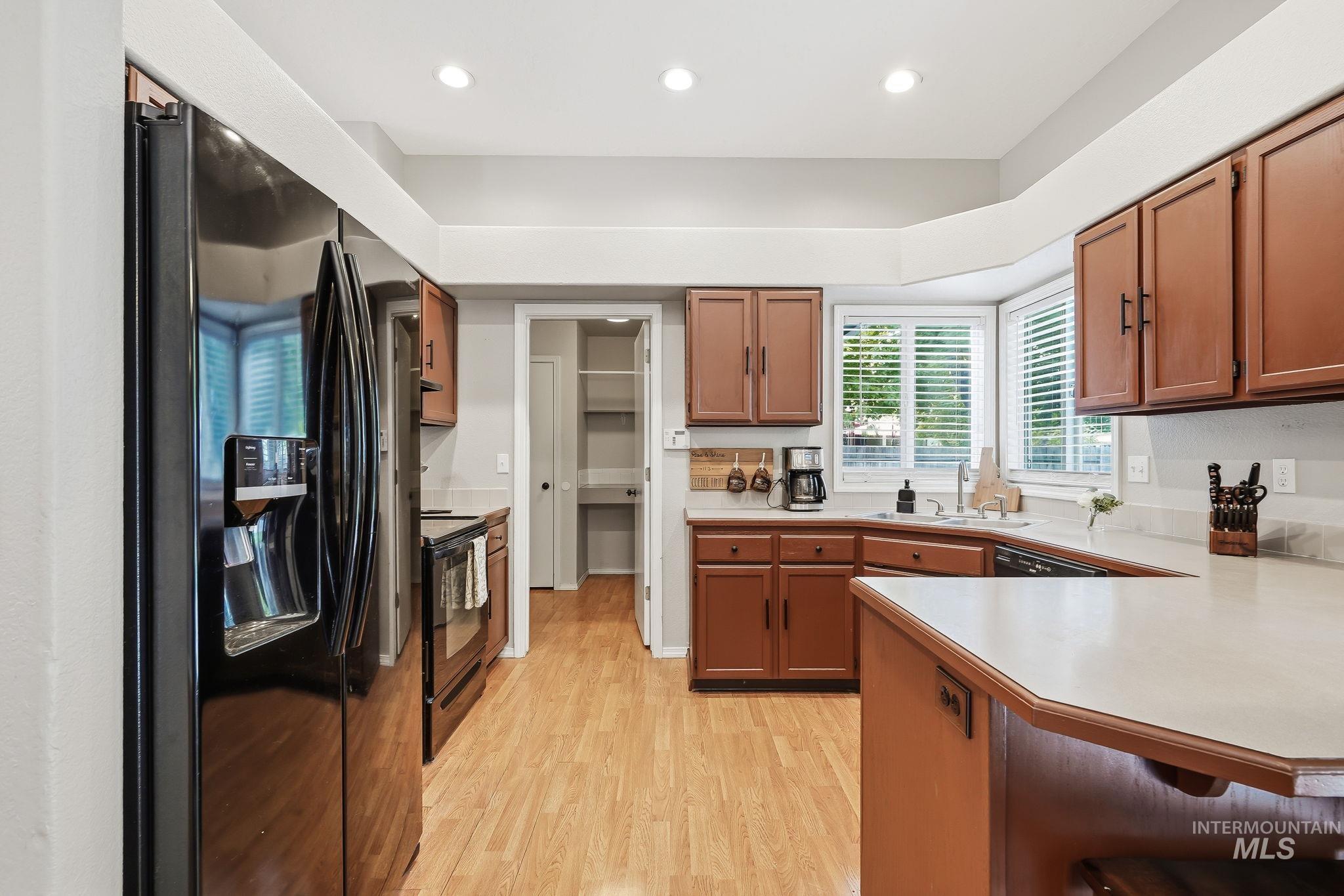 705 N Abernathy Way, Meridian, Idaho 83642, 3 Bedrooms, 2 Bathrooms, Residential For Sale, Price $409,900,MLS 98994205