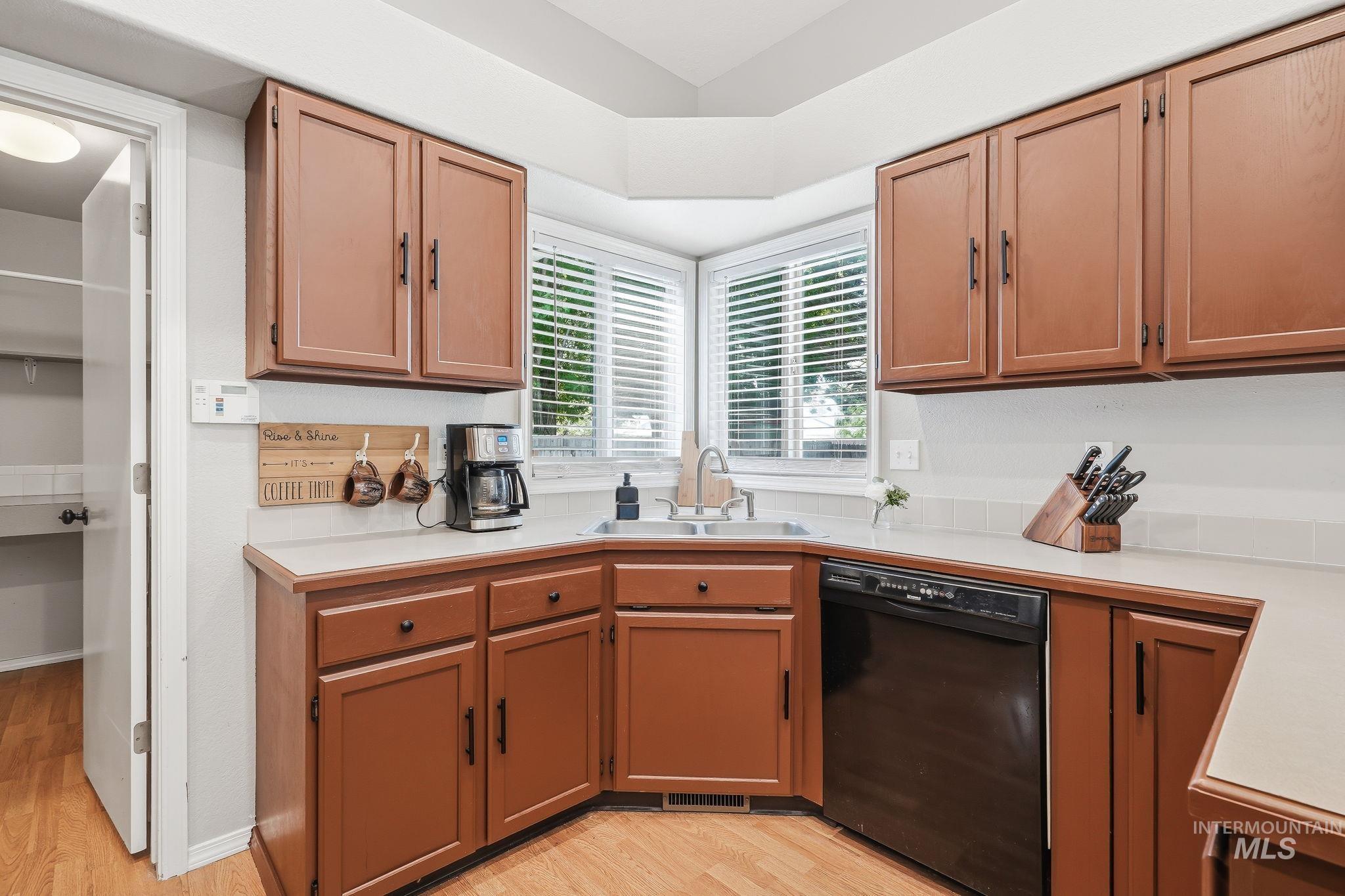 705 N Abernathy Way, Meridian, Idaho 83642, 3 Bedrooms, 2 Bathrooms, Residential For Sale, Price $409,900,MLS 98994205