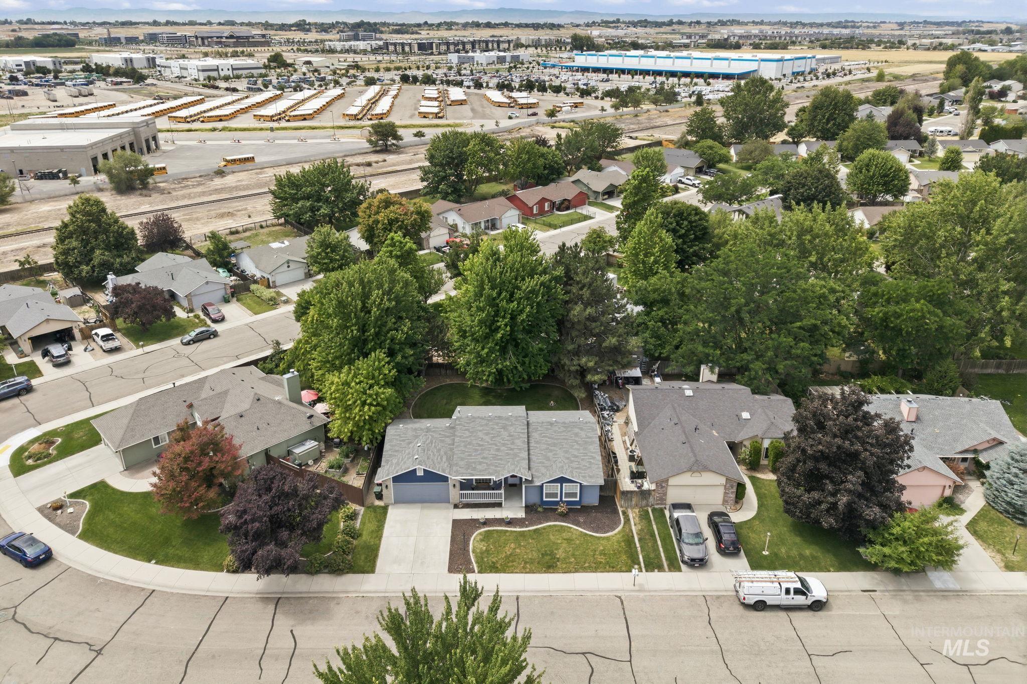 705 N Abernathy Way, Meridian, Idaho 83642, 3 Bedrooms, 2 Bathrooms, Residential For Sale, Price $409,900,MLS 98994205