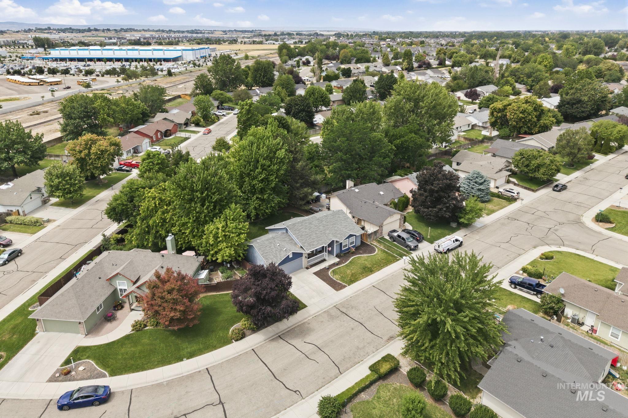 705 N Abernathy Way, Meridian, Idaho 83642, 3 Bedrooms, 2 Bathrooms, Residential For Sale, Price $409,900,MLS 98994205