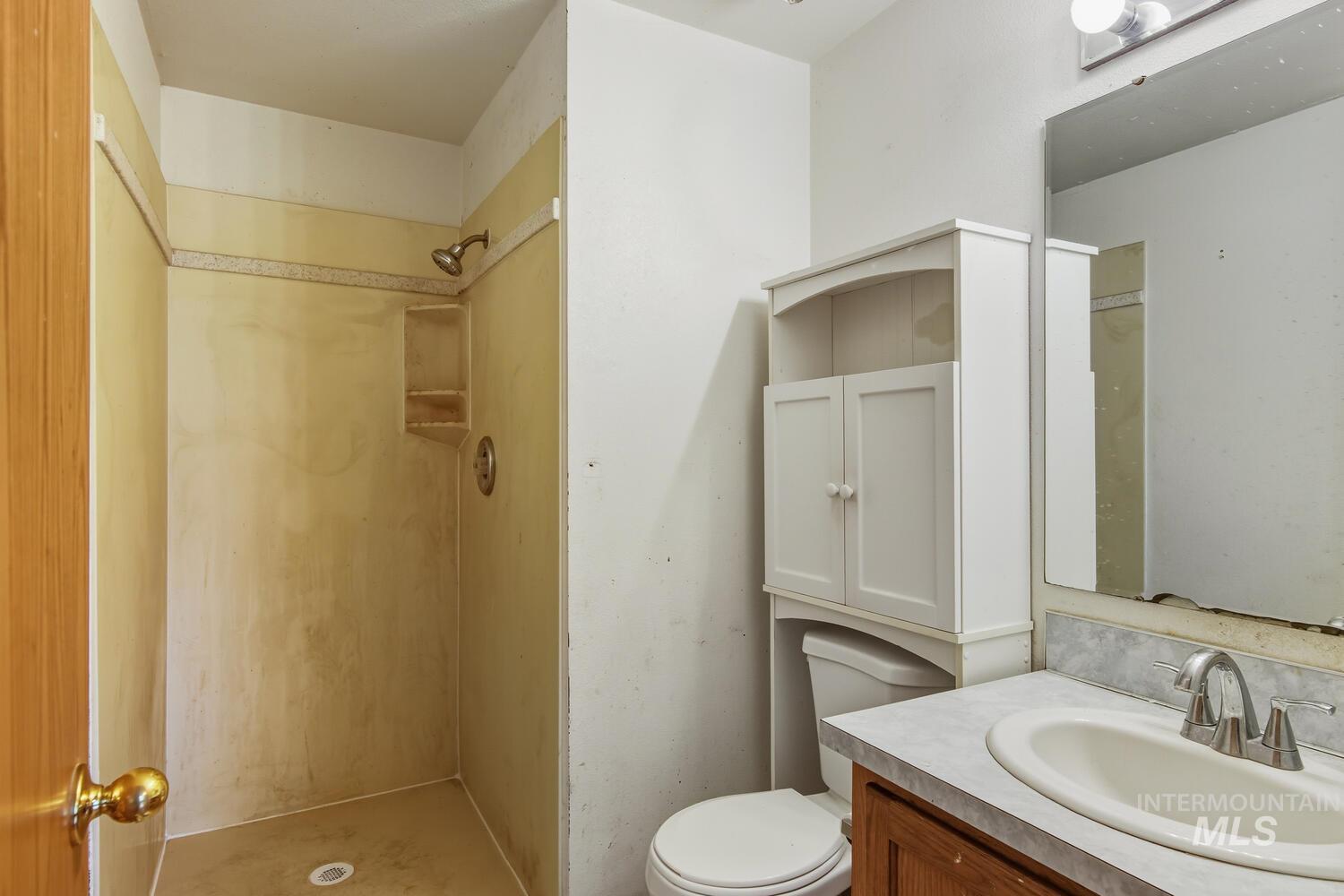 1052 NW 5th Ave, Meridian, Idaho 83642, 3 Bedrooms, 2 Bathrooms, Residential For Sale, Price $360,000,MLS 98994215