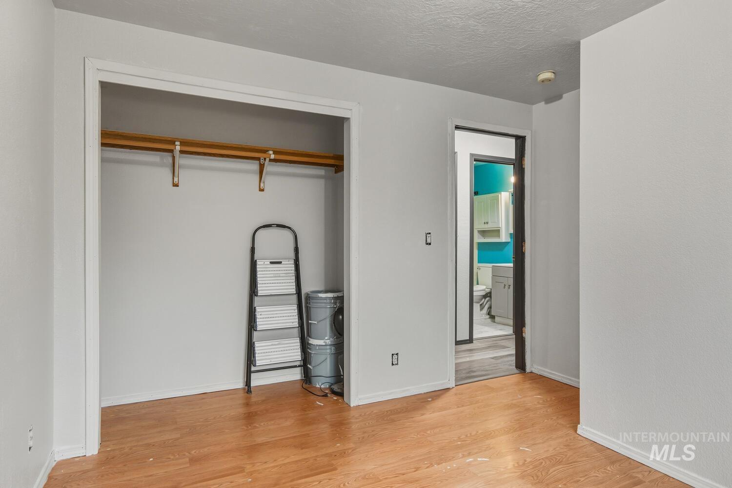 1052 NW 5th Ave, Meridian, Idaho 83642, 3 Bedrooms, 2 Bathrooms, Residential For Sale, Price $360,000,MLS 98994215